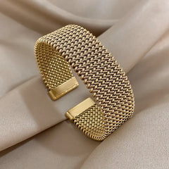 Vellé Open Mesh Bracelet