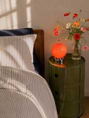 Luna globe-shaped table lamp