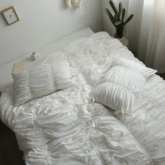 Pleated bow detail bedding set