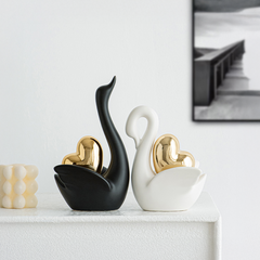 Isla Swan Heart Figurines