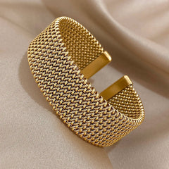 Vellé Open Mesh Bracelet