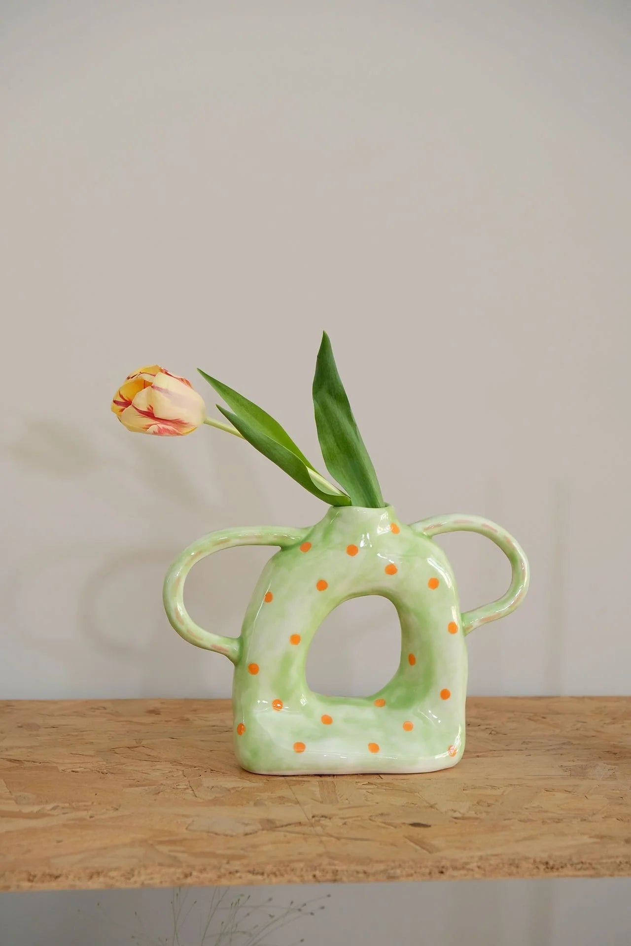 Ceramic Donut Twin-Handled Vase - TRLab Shop