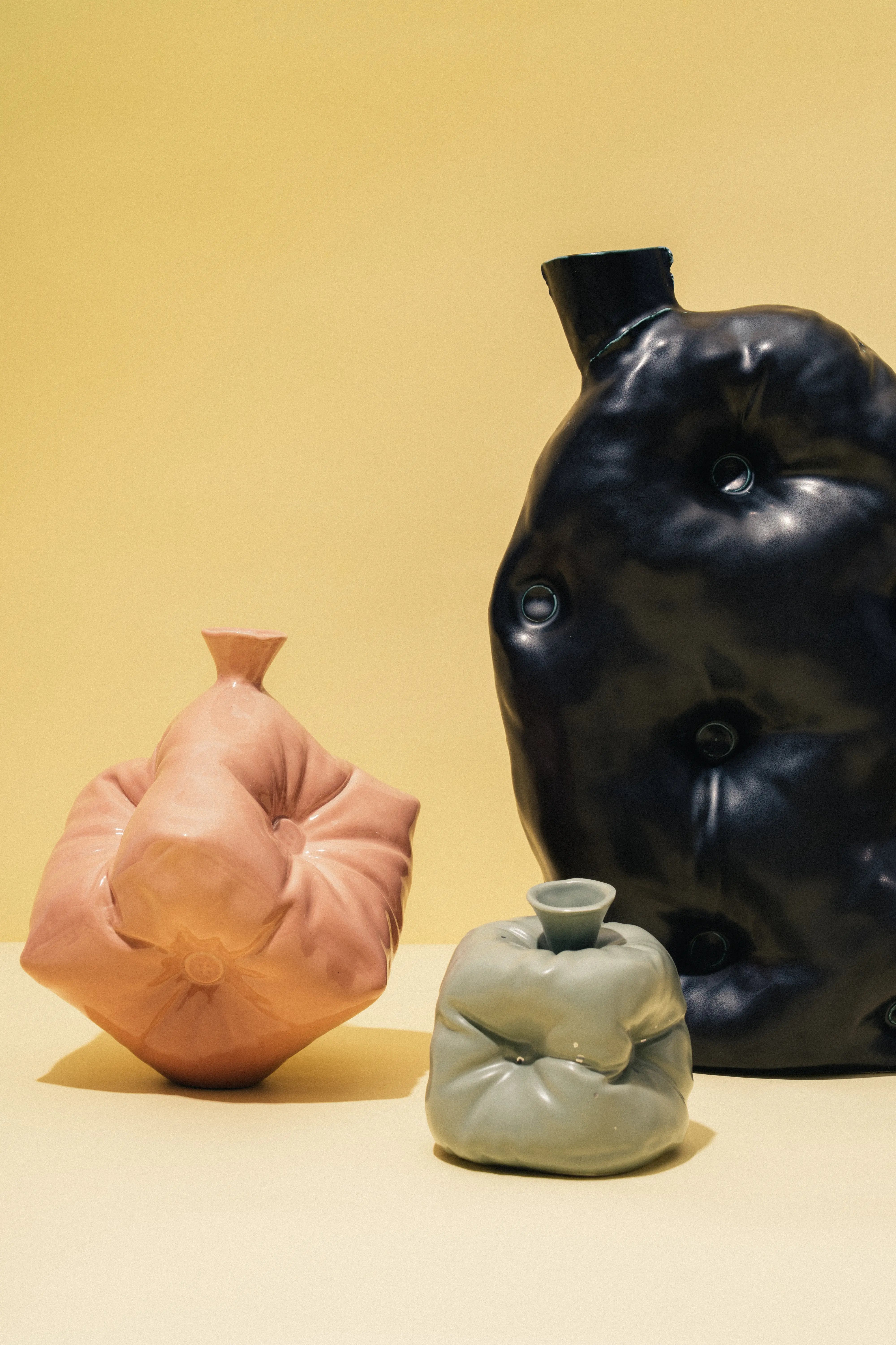 Ceramic Art Dice Pillow Vase - TRLab Shop