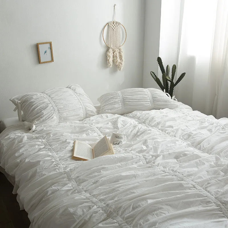 Pleated bow detail bedding set