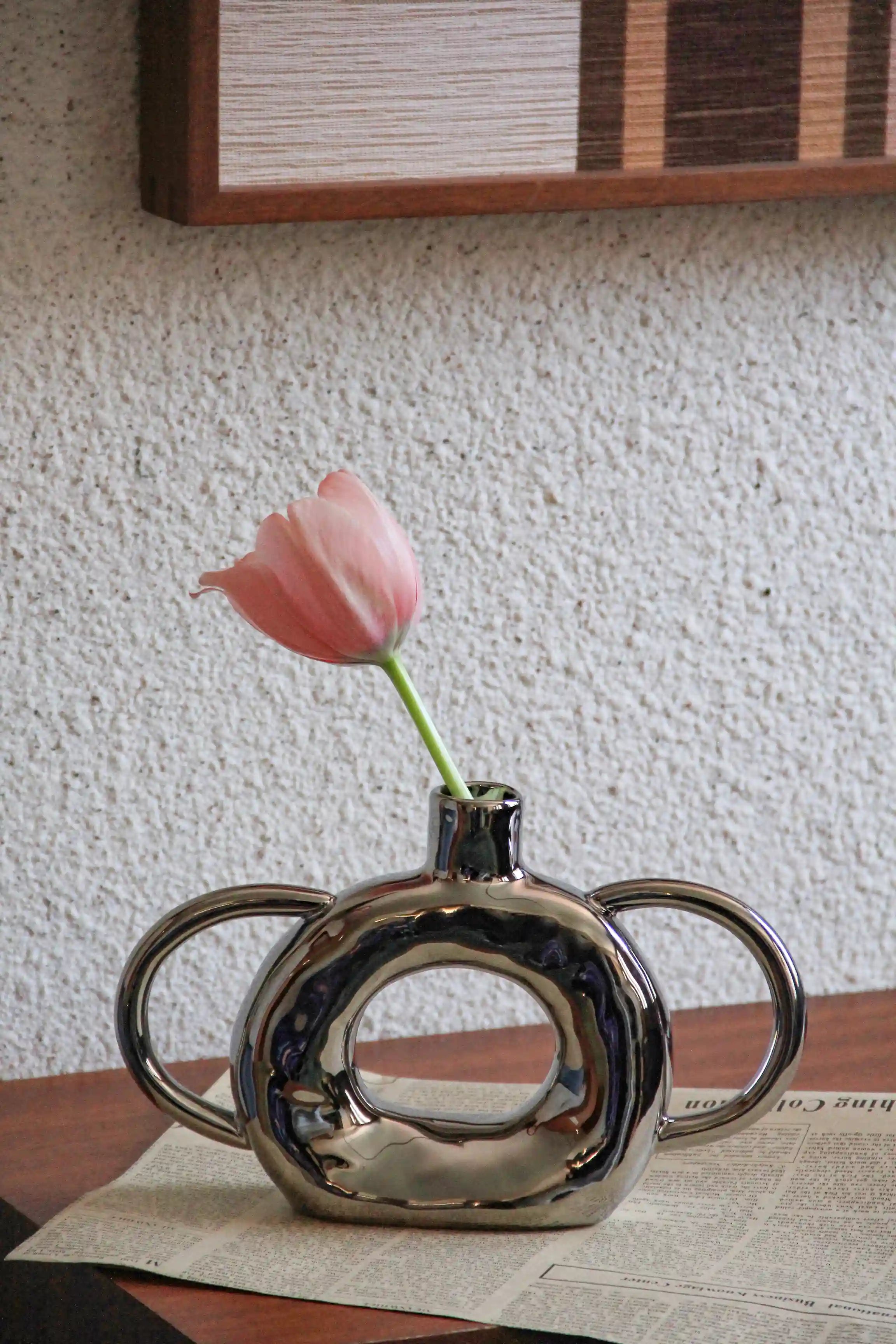 Ceramic Donut Twin-Handled Vase - TRLab Shop
