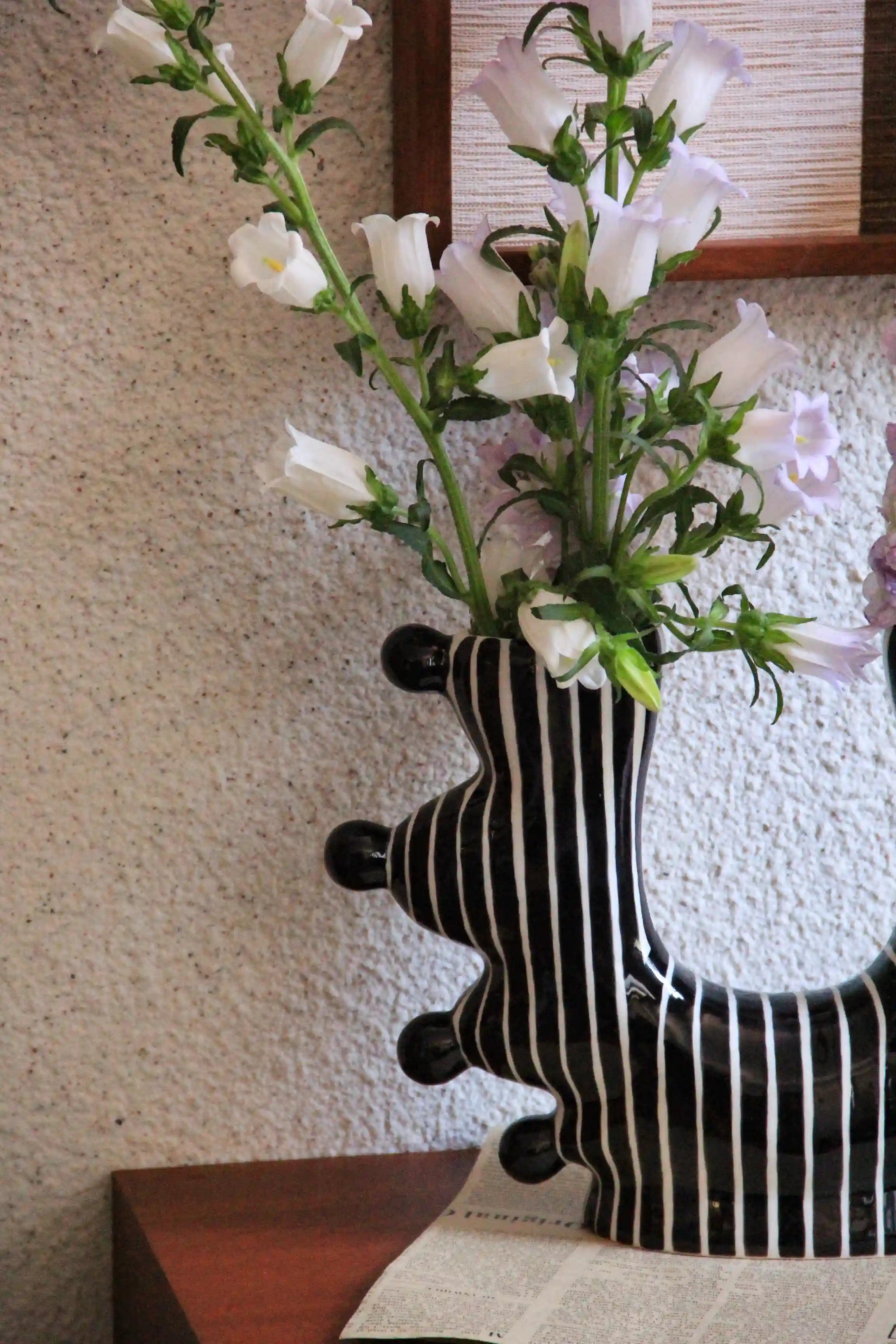 Ceramic U-Shaped Vase - TRLab Shop