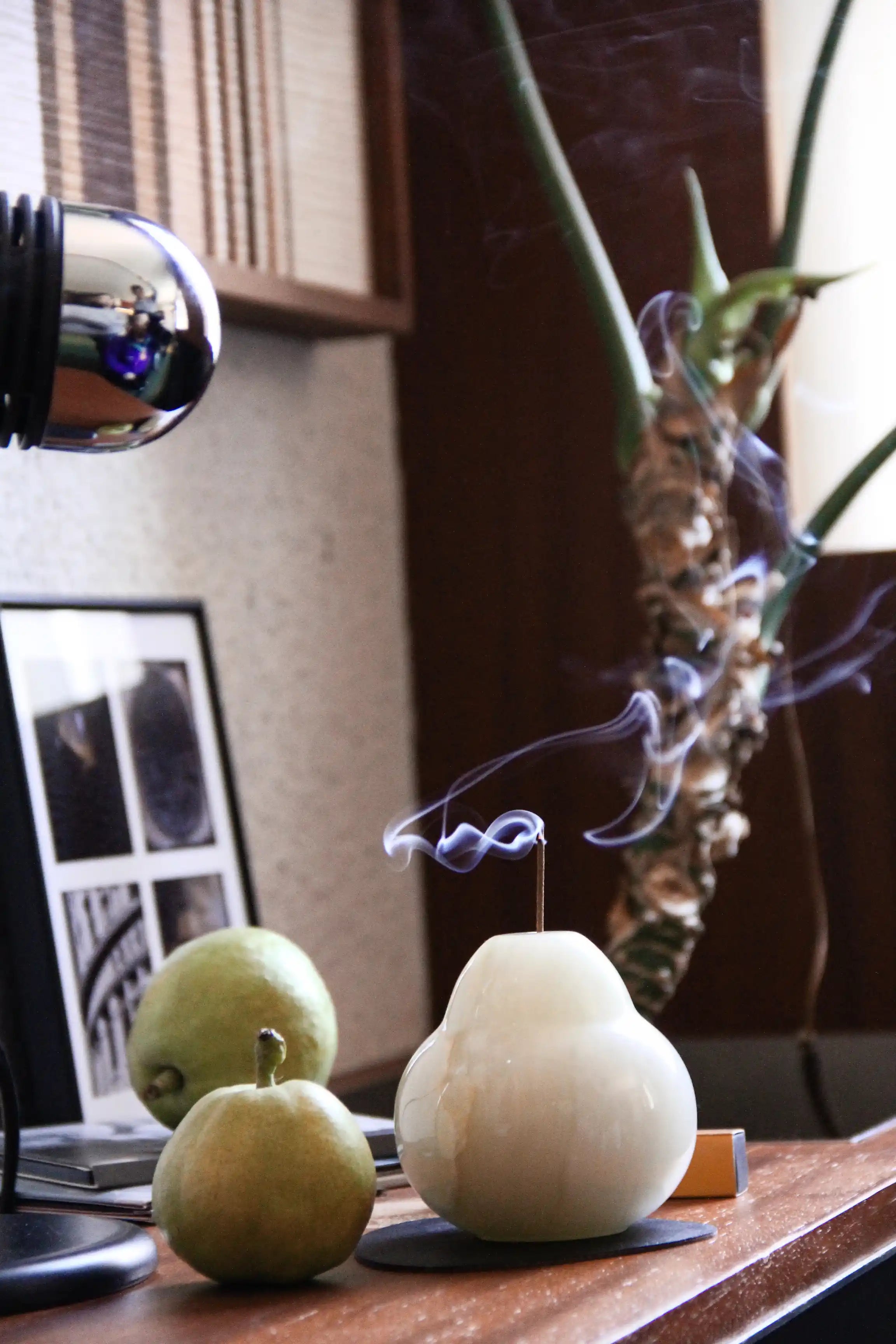 Natural Jade Pear Incense Holder Gift Set - TRLab Shop