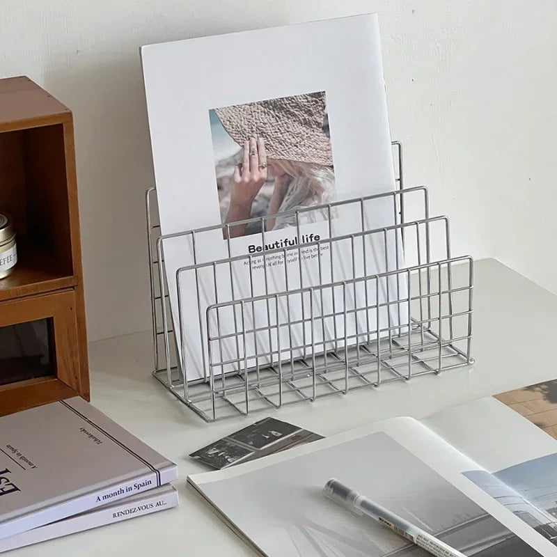 Voss Grid Magazine Stand