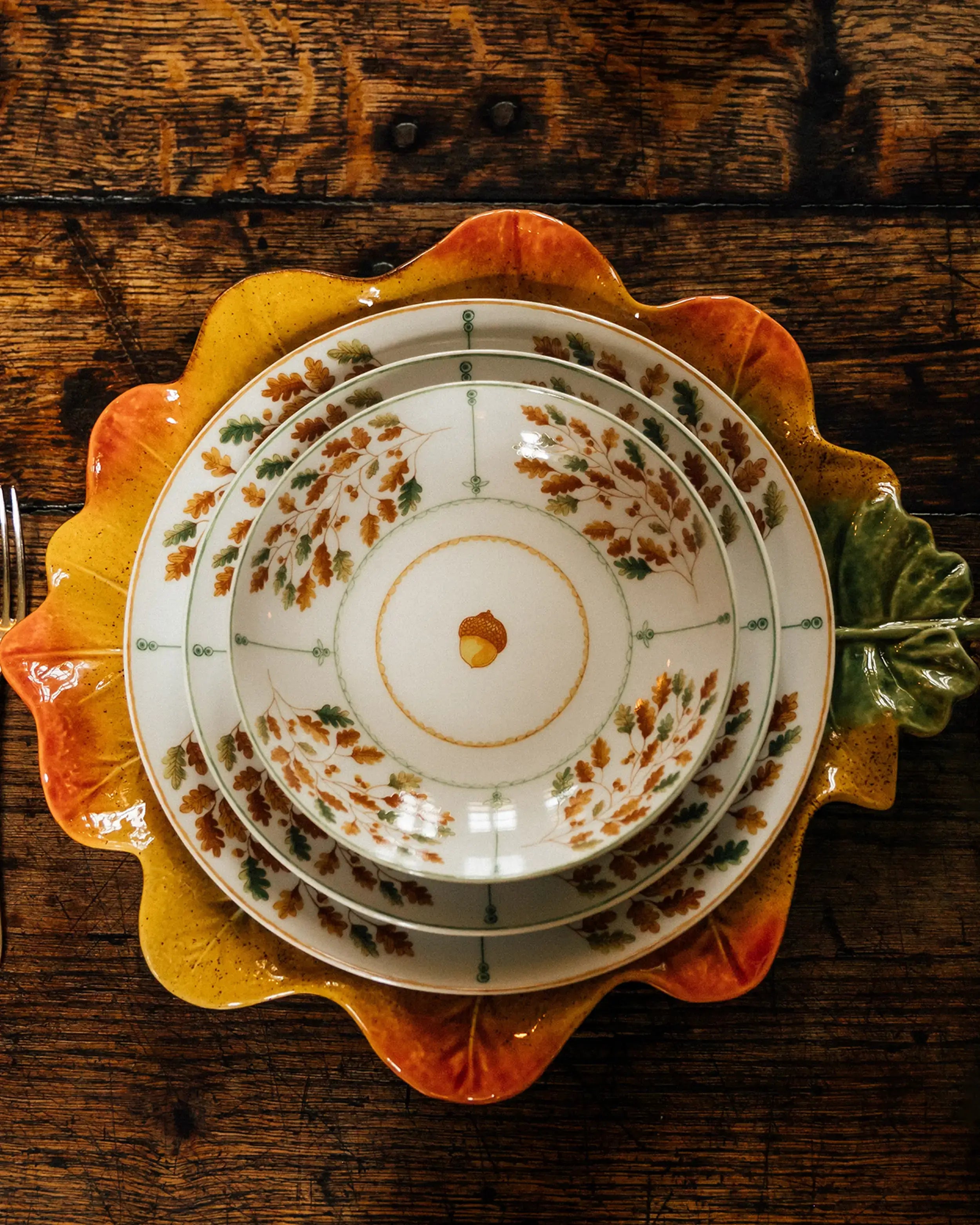 Bordallo Pinheiro Gudrun charger plate - Buy now on ShopDecor - Discover the best products by BORDALLO PINHEIRO design