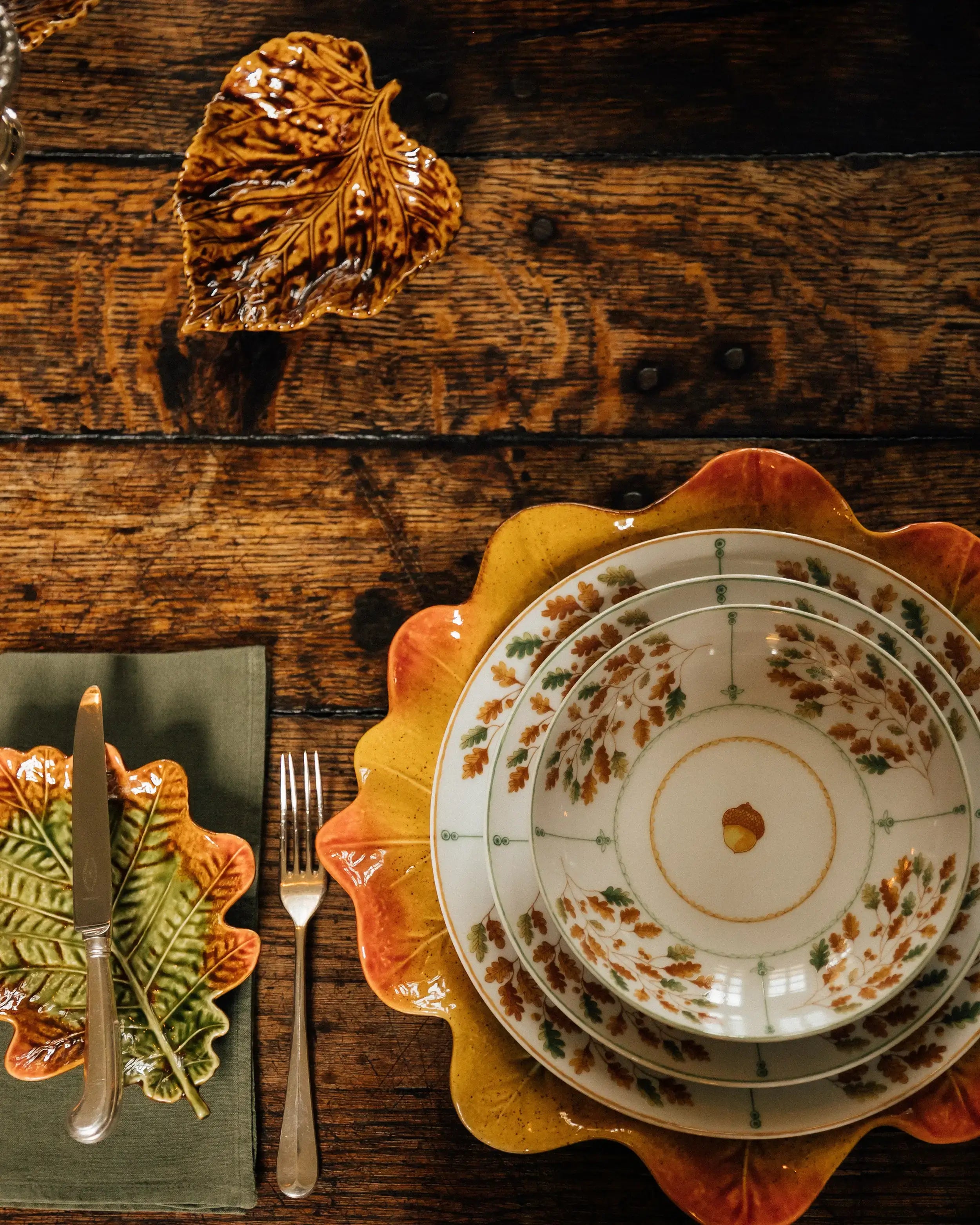 Bordallo Pinheiro Gudrun small birch leaf plate - Buy now on ShopDecor - Discover the best products by BORDALLO PINHEIRO design