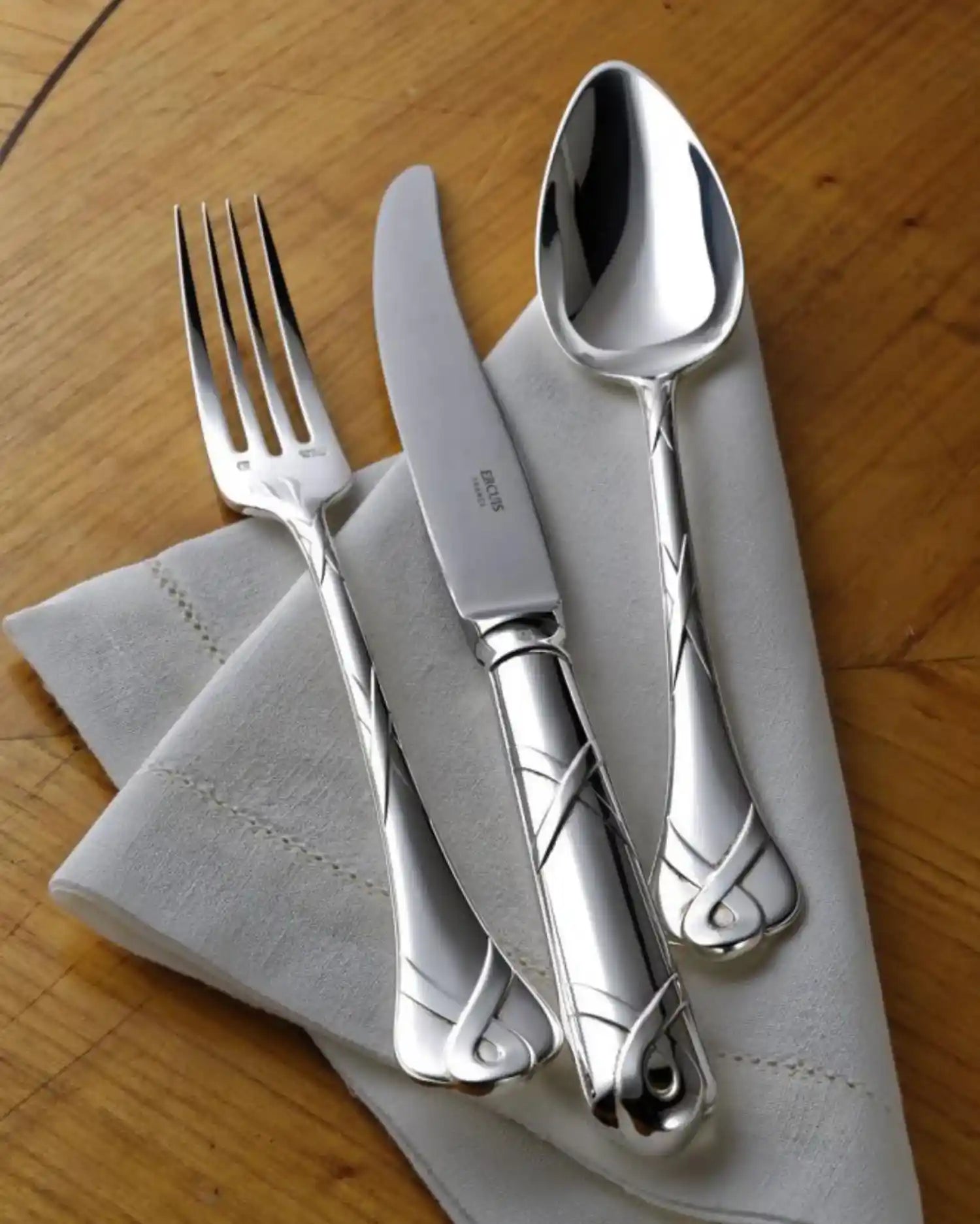 Ercuis Paris 5-piece cutlery set silver plated - Buy now on ShopDecor - Discover the best products by ERCUIS design