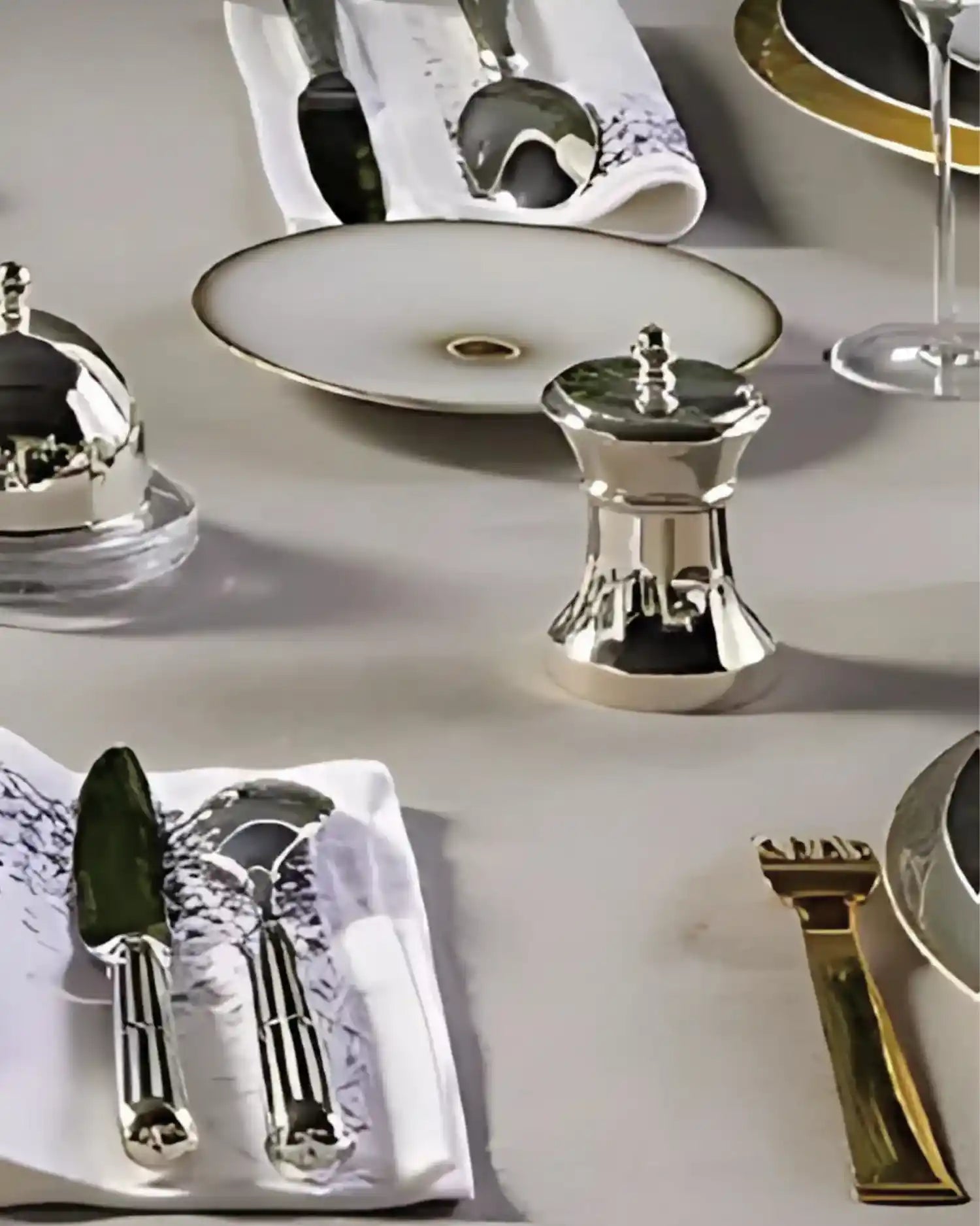 Ercuis Regards salt/pepper mill silver plated - Buy now on ShopDecor - Discover the best products by ERCUIS design