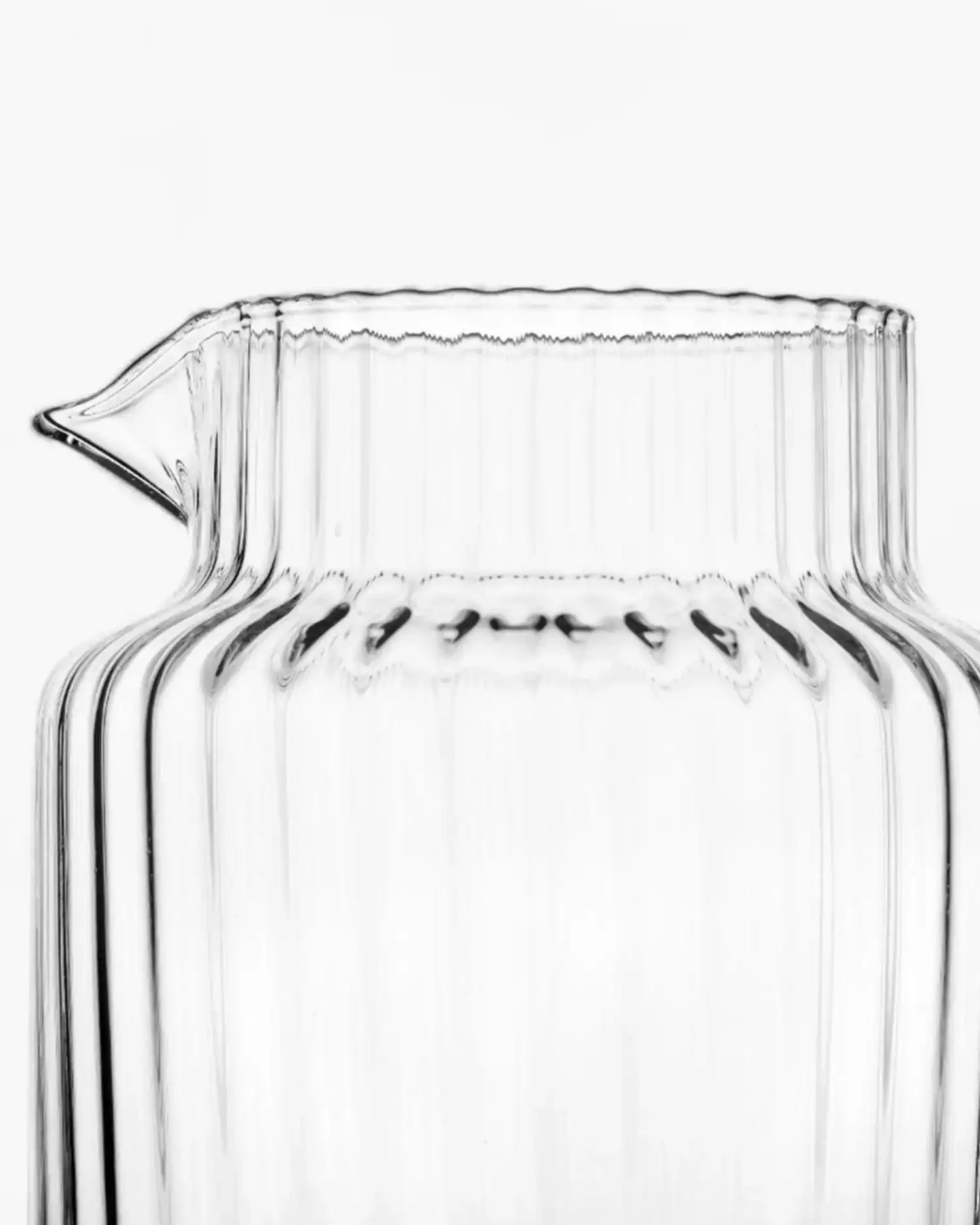 Ivv Dudu Da clear optic glass pitcher with handle and colored rim - Buy now on ShopDecor - Discover the best products by IVV design