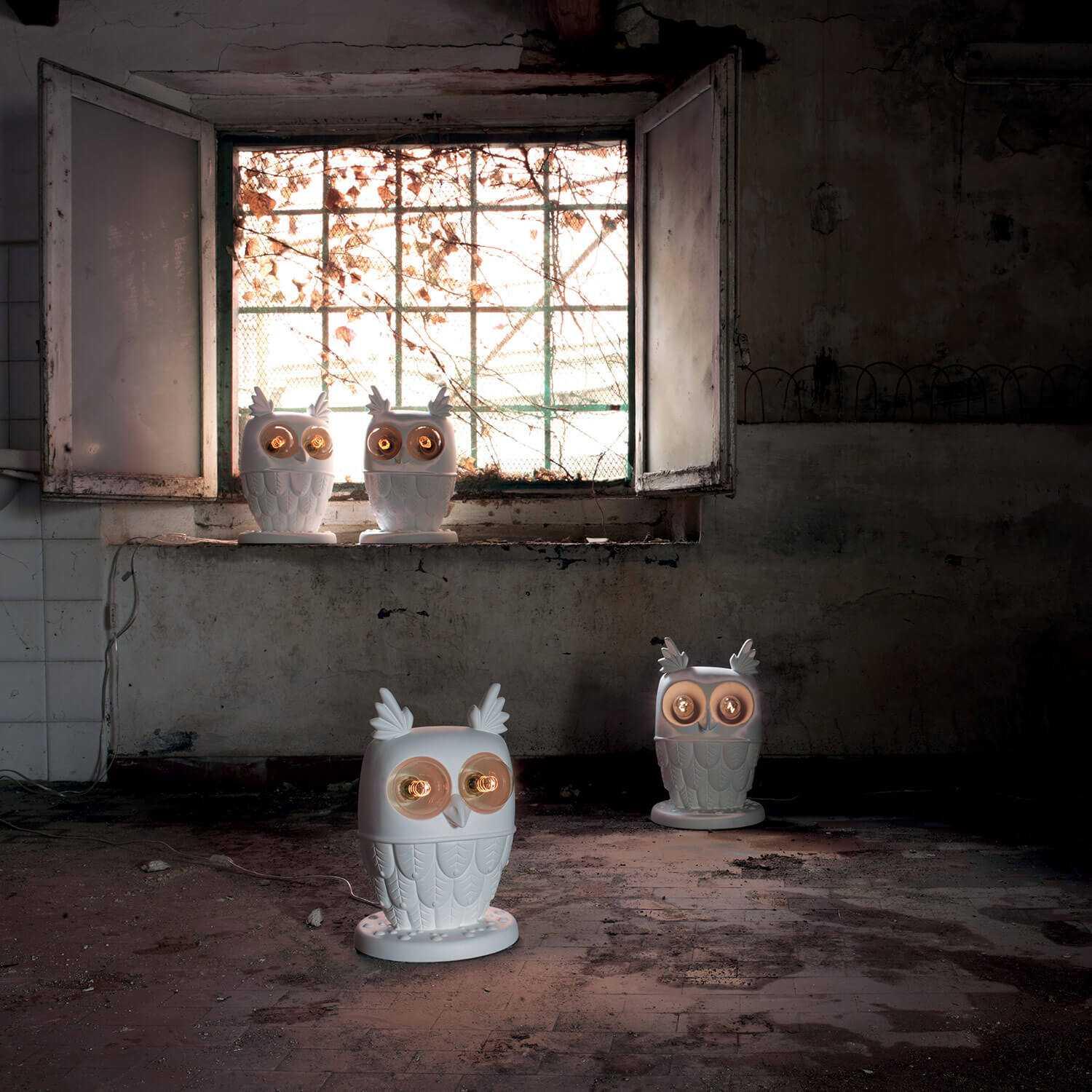 Karman Ti Vedo table lamp in the shape of an owl with bright eyes - Buy now on ShopDecor - Discover the best products by KARMAN design