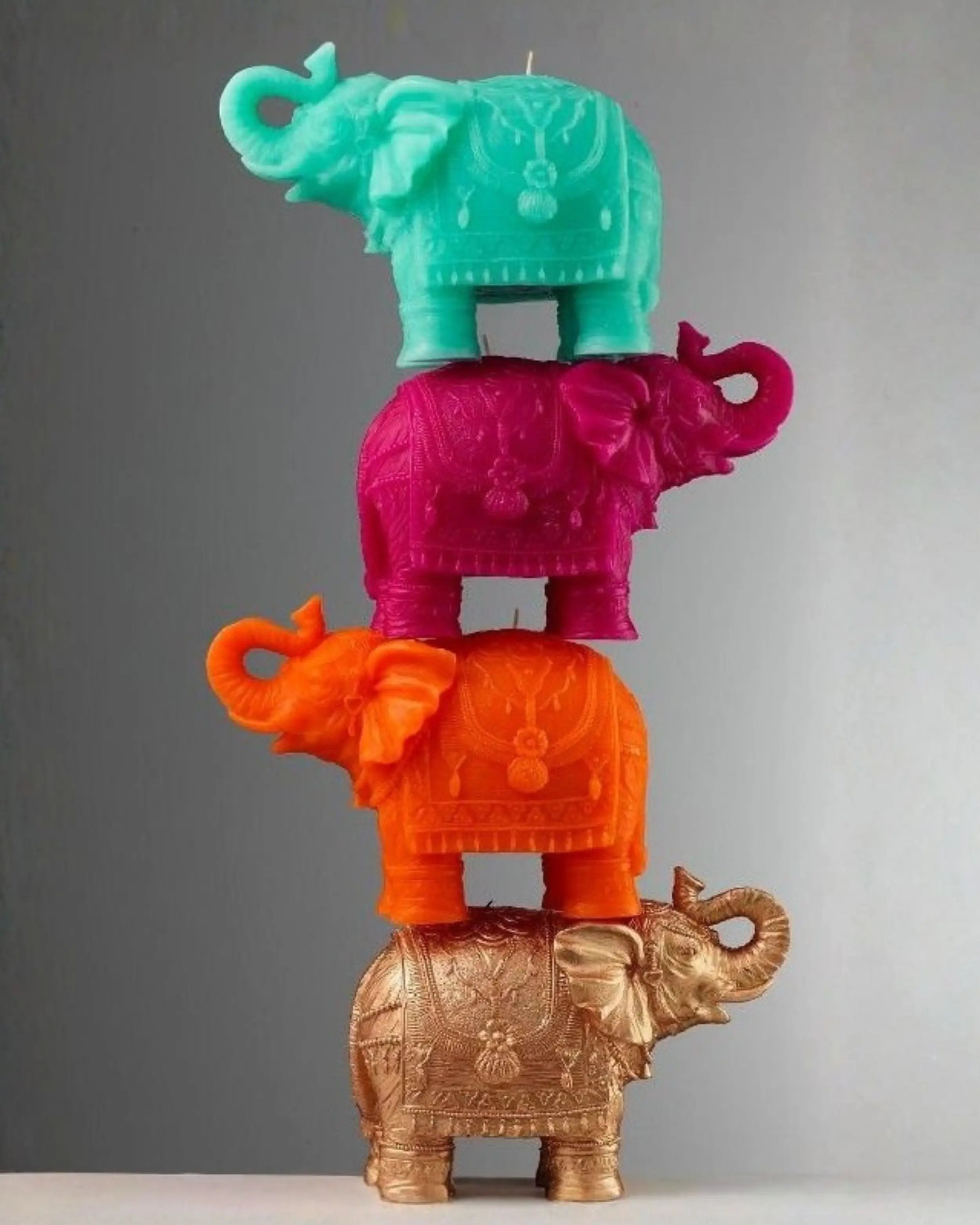 Mario Luca Giusti elefant shaped candle - Buy now on ShopDecor - Discover the best products by MARIO LUCA GIUSTI design