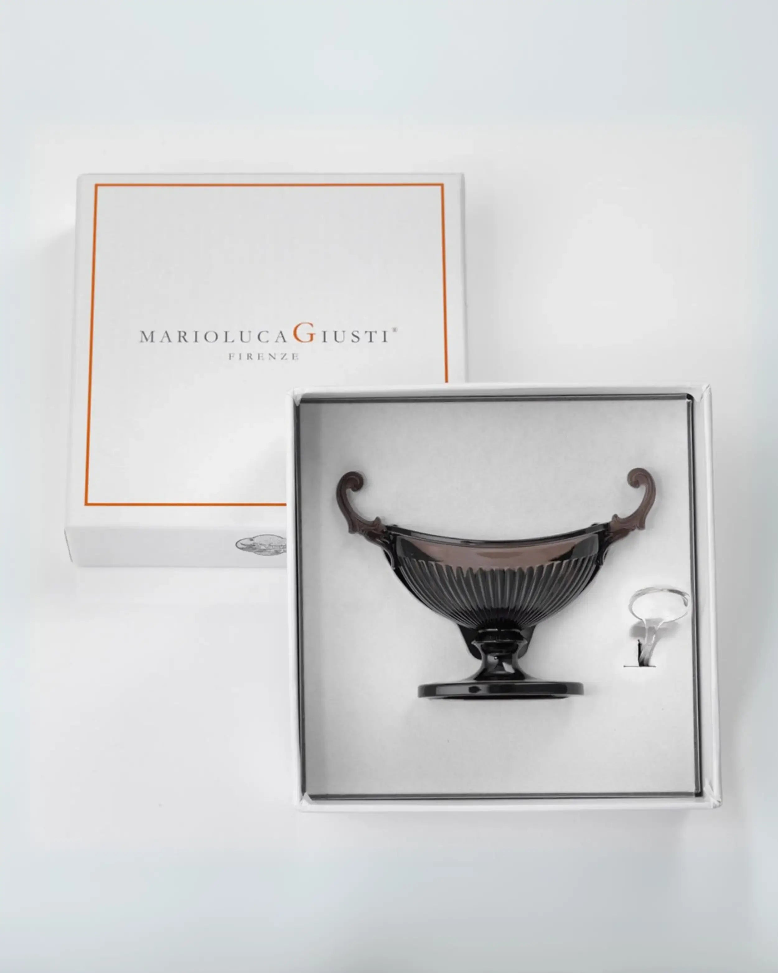 Mario Luca Giusti Casanova salt shaker - Buy now on ShopDecor - Discover the best products by MARIO LUCA GIUSTI design