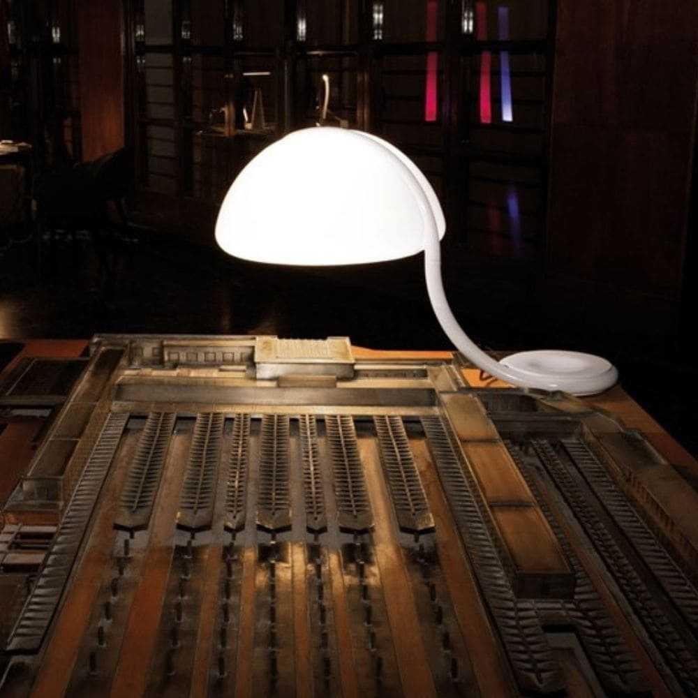 Martinelli Luce Serpente table lamp white by Elio Martinelli - Buy now on ShopDecor - Discover the best products by MARTINELLI LUCE design