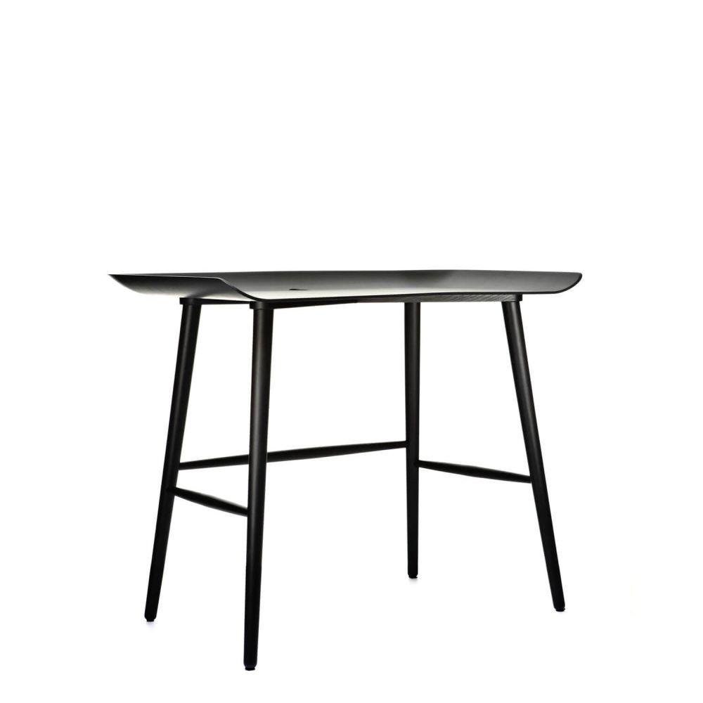 Moooi Woood desk with solid beech frame - Buy now on ShopDecor - Discover the best products by MOOOI design