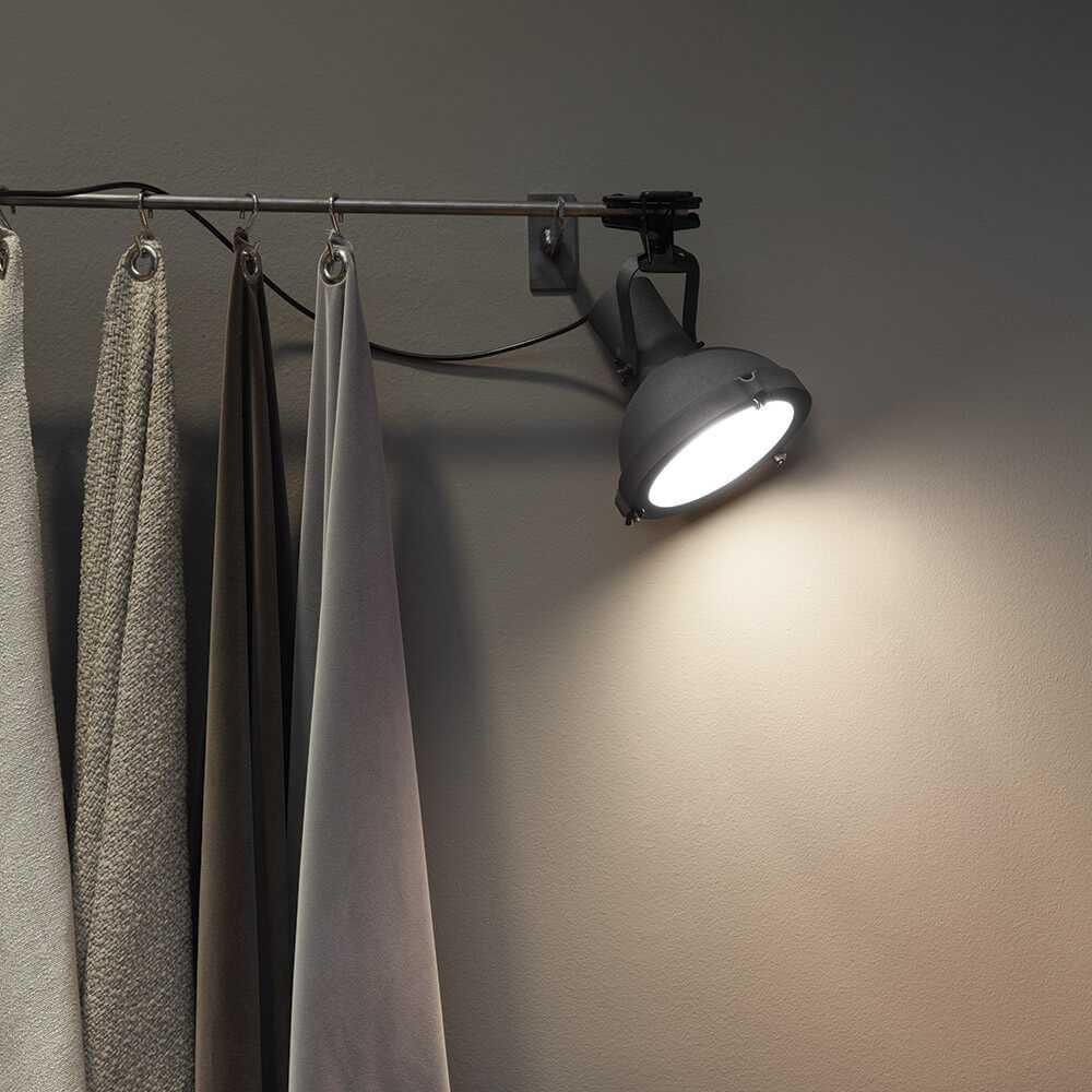 Nemo Lighting Projecteur 165 table lamp with clip - Buy now on ShopDecor - Discover the best products by NEMO CASSINA LIGHTING design