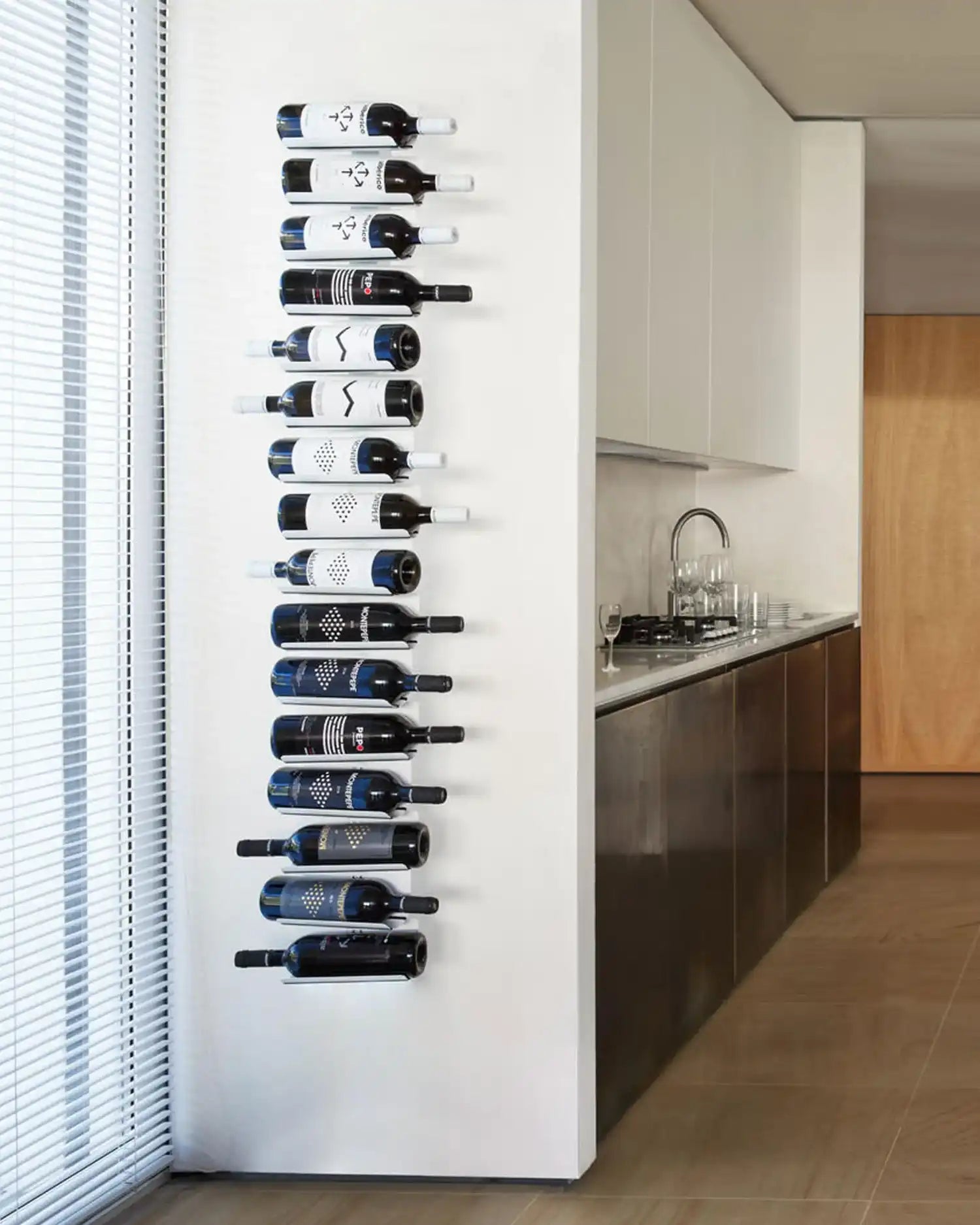 Opinion Ciatti Ptolomeo Vino Wall wall-mounted vertical bottle holder - Buy now on ShopDecor - Discover the best products by OPINION CIATTI design