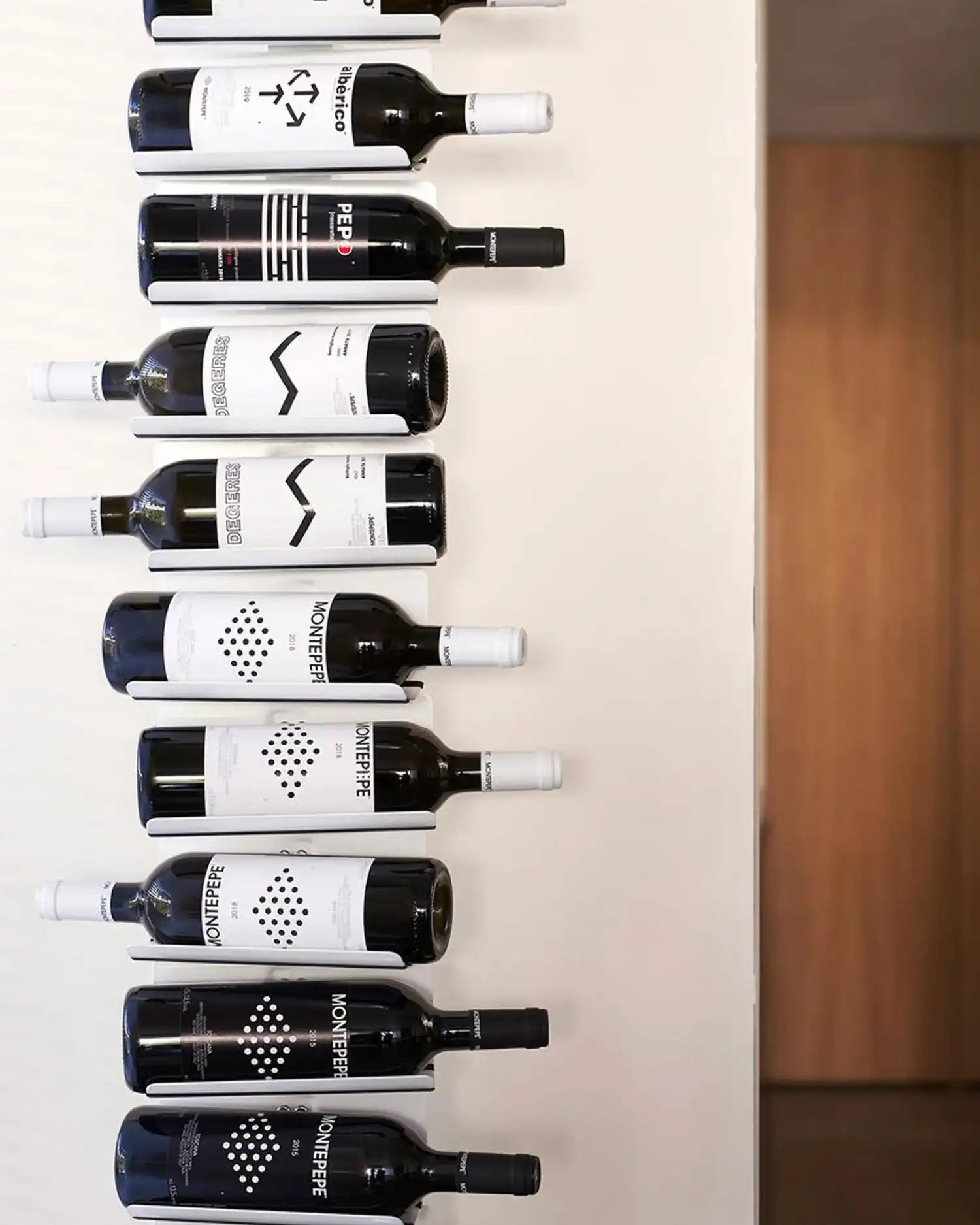 Opinion Ciatti Ptolomeo Vino Wall wall-mounted vertical bottle holder - Buy now on ShopDecor - Discover the best products by OPINION CIATTI design