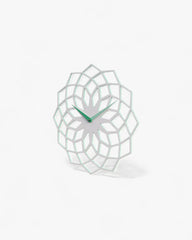 Progetti Skallop clock Progetti White Green - Buy now on ShopDecor - Discover the best products by PROGETTI design