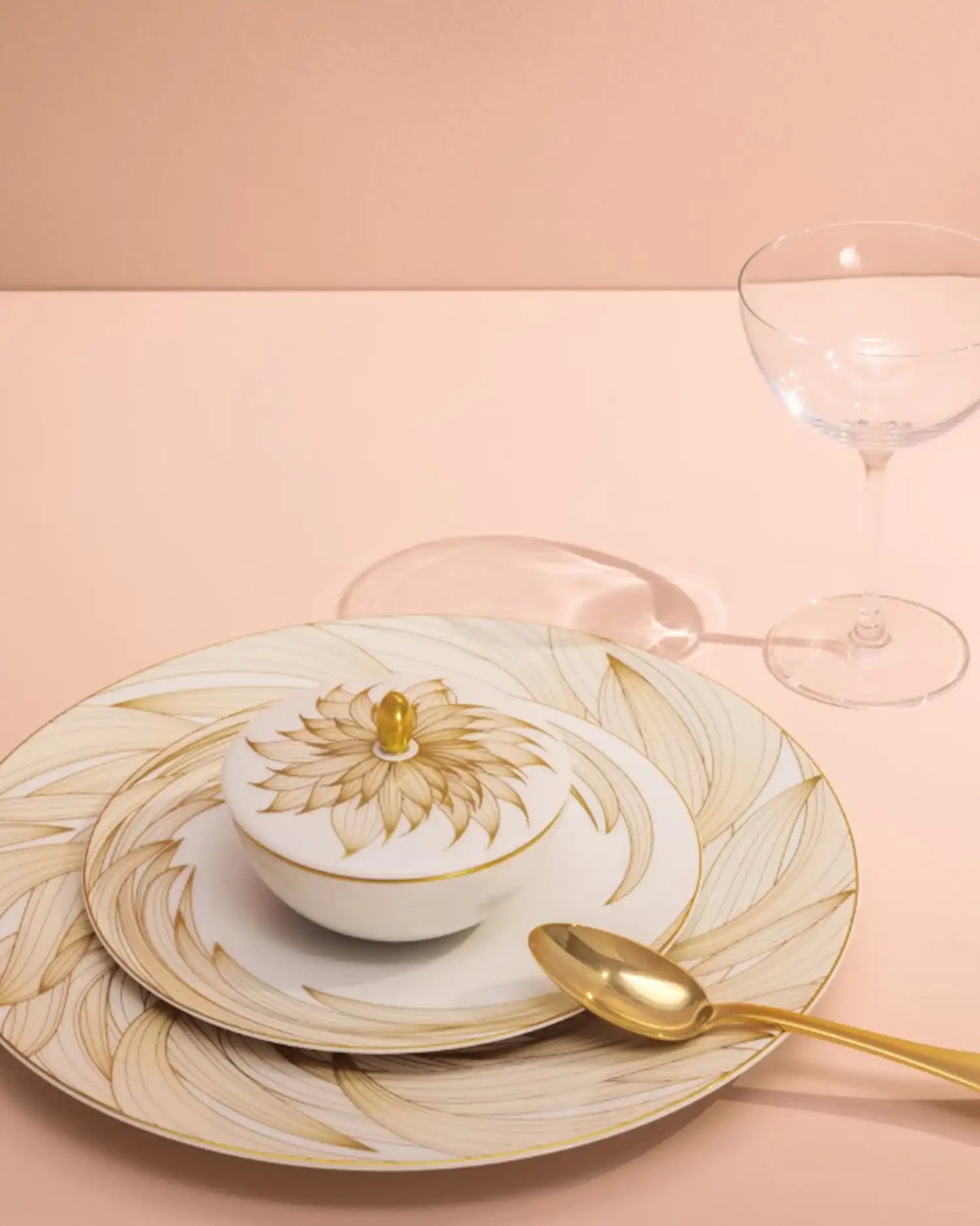 Raynaud Phénix sugar bowl in Limoges porcelain with gold decoration - Buy now on ShopDecor - Discover the best products by RAYNAUD design