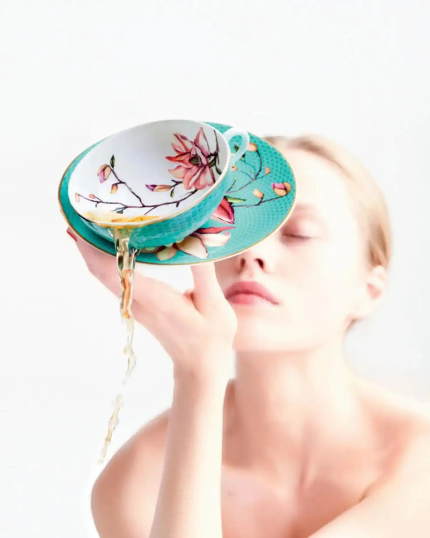 Raynaud Trésor Fleuri tea cup with saucer in Limoges porcelain with coloured decoration - Buy now on ShopDecor - Discover the best products by RAYNAUD design