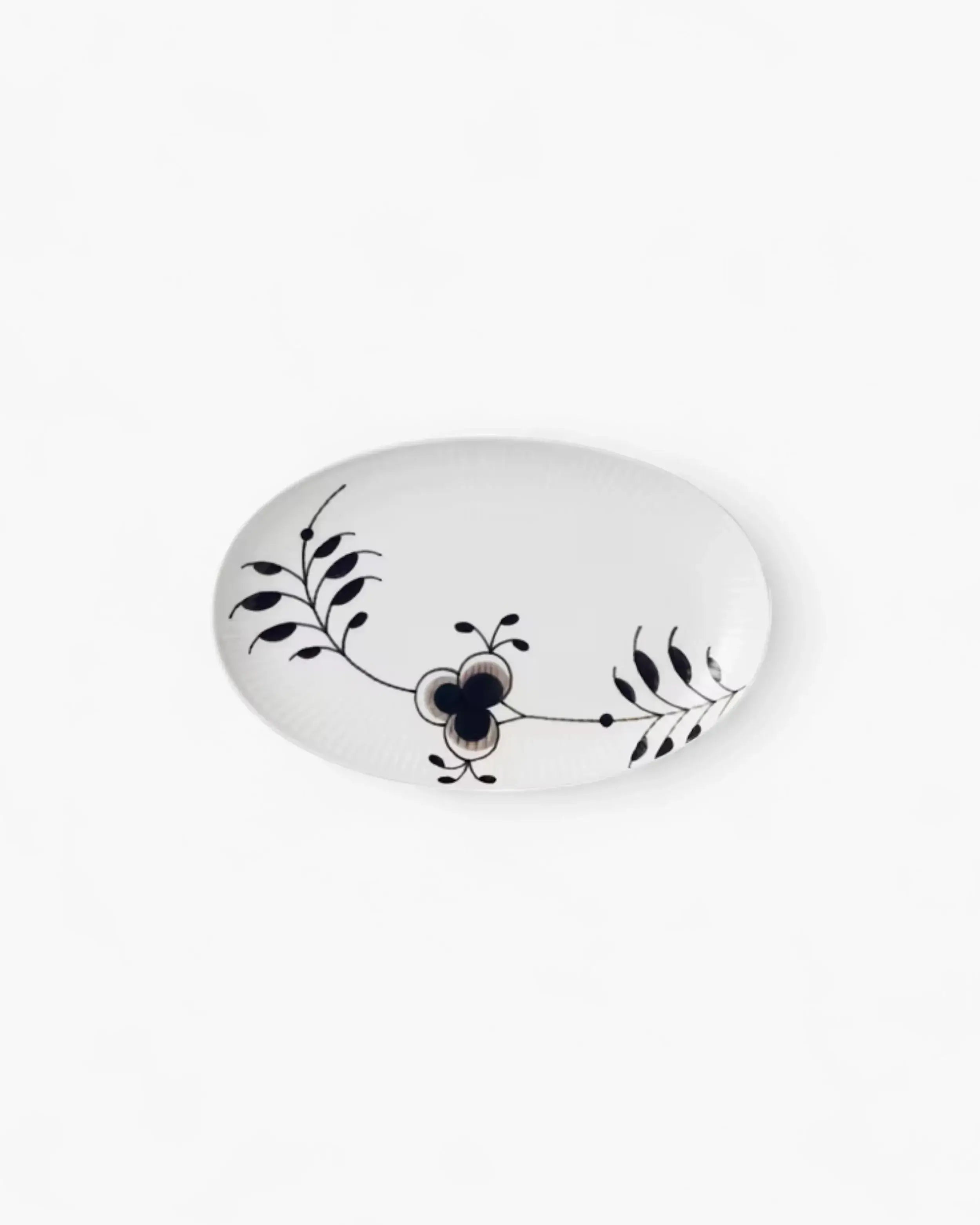 Royal Copenhagen Fluted Mega oval dish Black 23 cm - 19.06 in - Buy now on ShopDecor - Discover the best products by ROYAL COPENHAGEN design