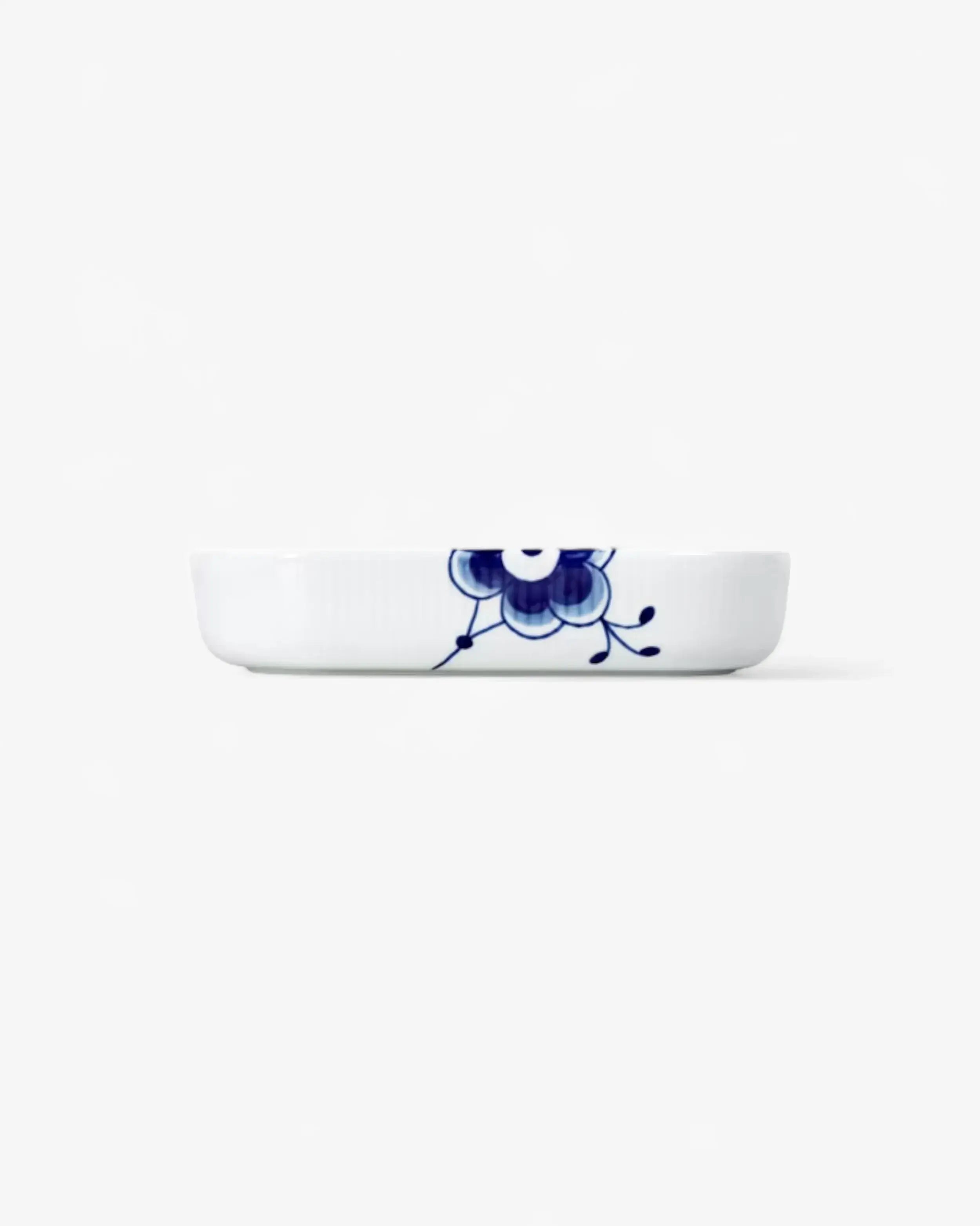 Royal Copenhagen Blue Fluted Mega ovenware - Buy now on ShopDecor - Discover the best products by ROYAL COPENHAGEN design