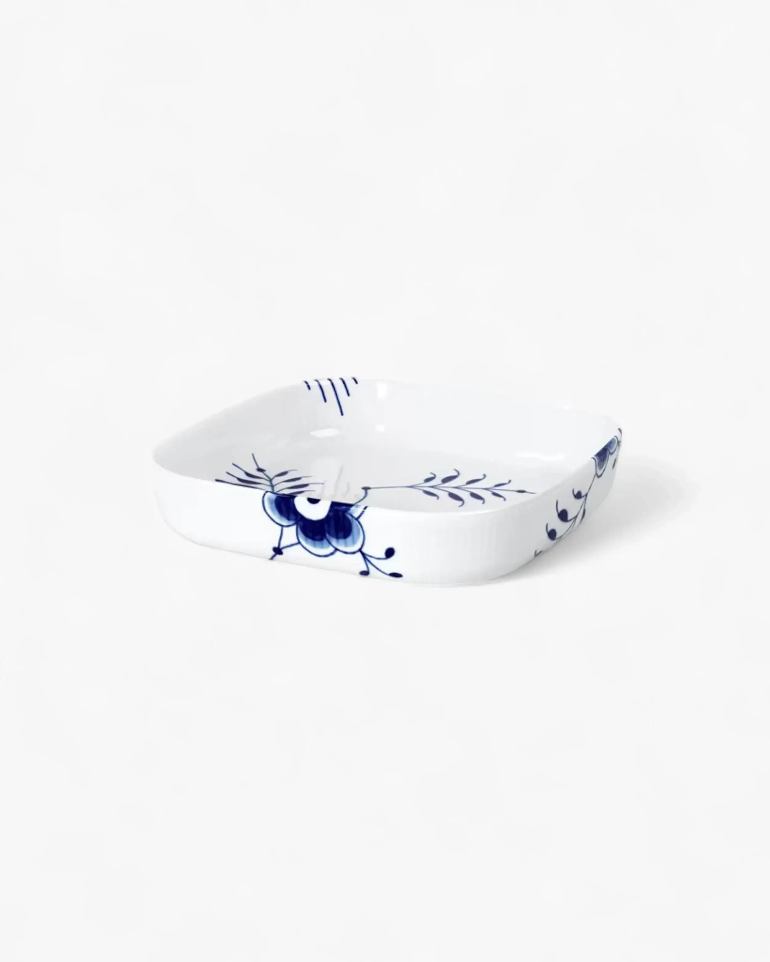 Royal Copenhagen Blue Fluted Mega ovenware 25 cm - 9.85 in - Buy now on ShopDecor - Discover the best products by ROYAL COPENHAGEN design