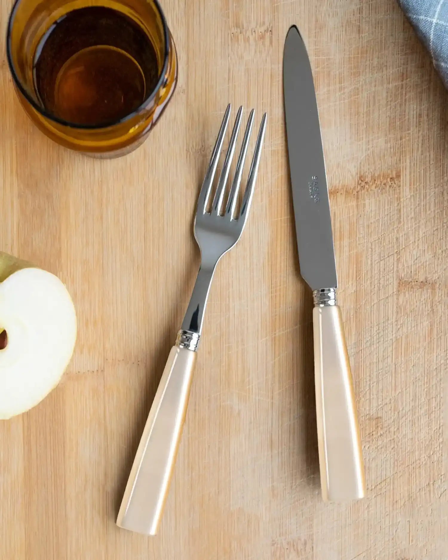 Sabre Paris Icône 24-piece stainless steel cutlery set with acrylic handles - Buy now on ShopDecor - Discover the best products by SABRE PARIS design