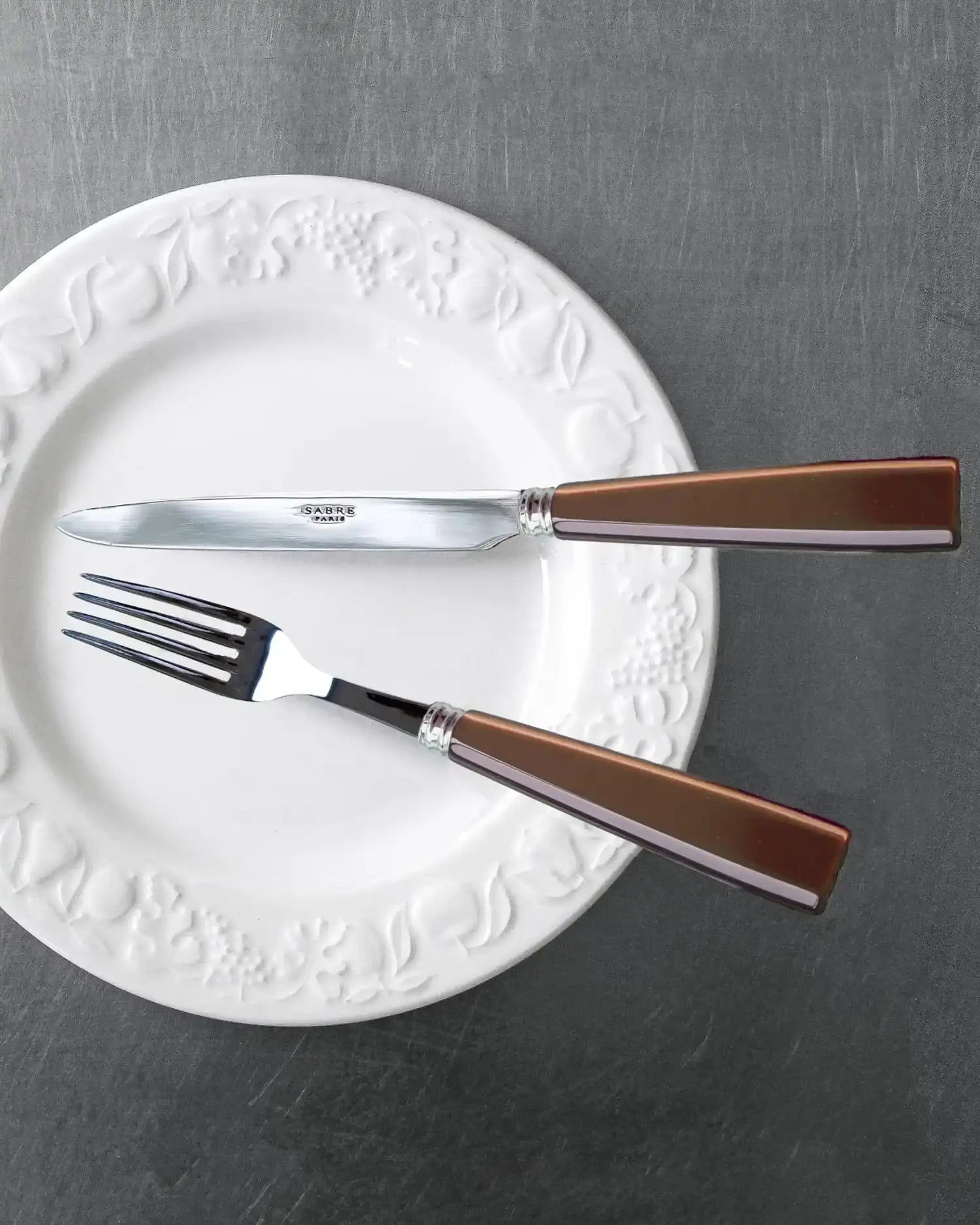 Sabre Paris Icône 24-piece stainless steel cutlery set with acrylic handles - Buy now on ShopDecor - Discover the best products by SABRE PARIS design