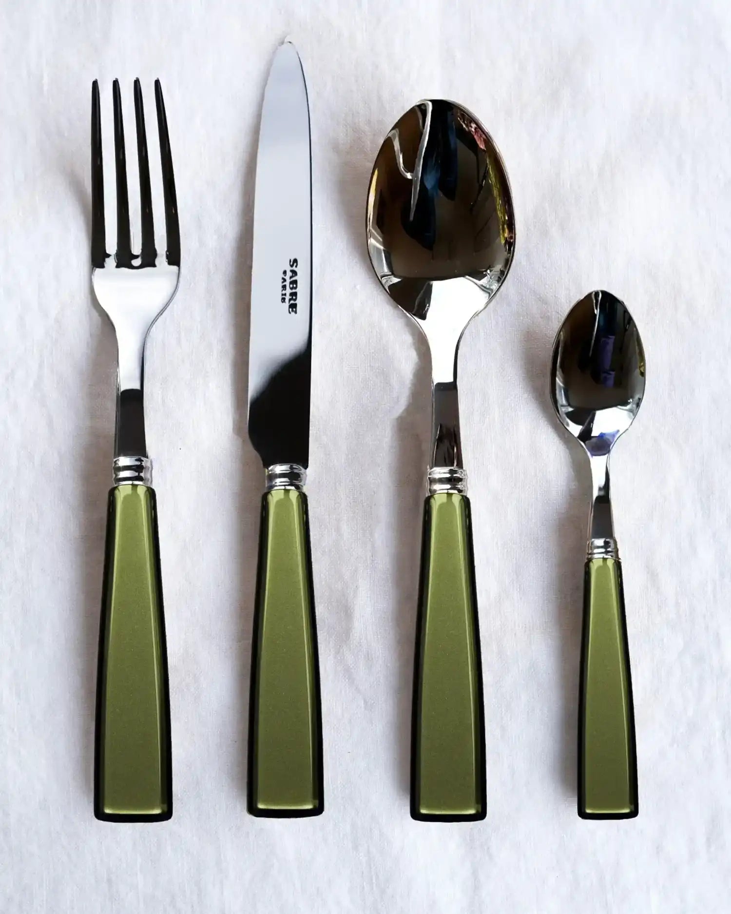 Sabre Paris Icône 24-piece stainless steel cutlery set with acrylic handles - Buy now on ShopDecor - Discover the best products by SABRE PARIS design