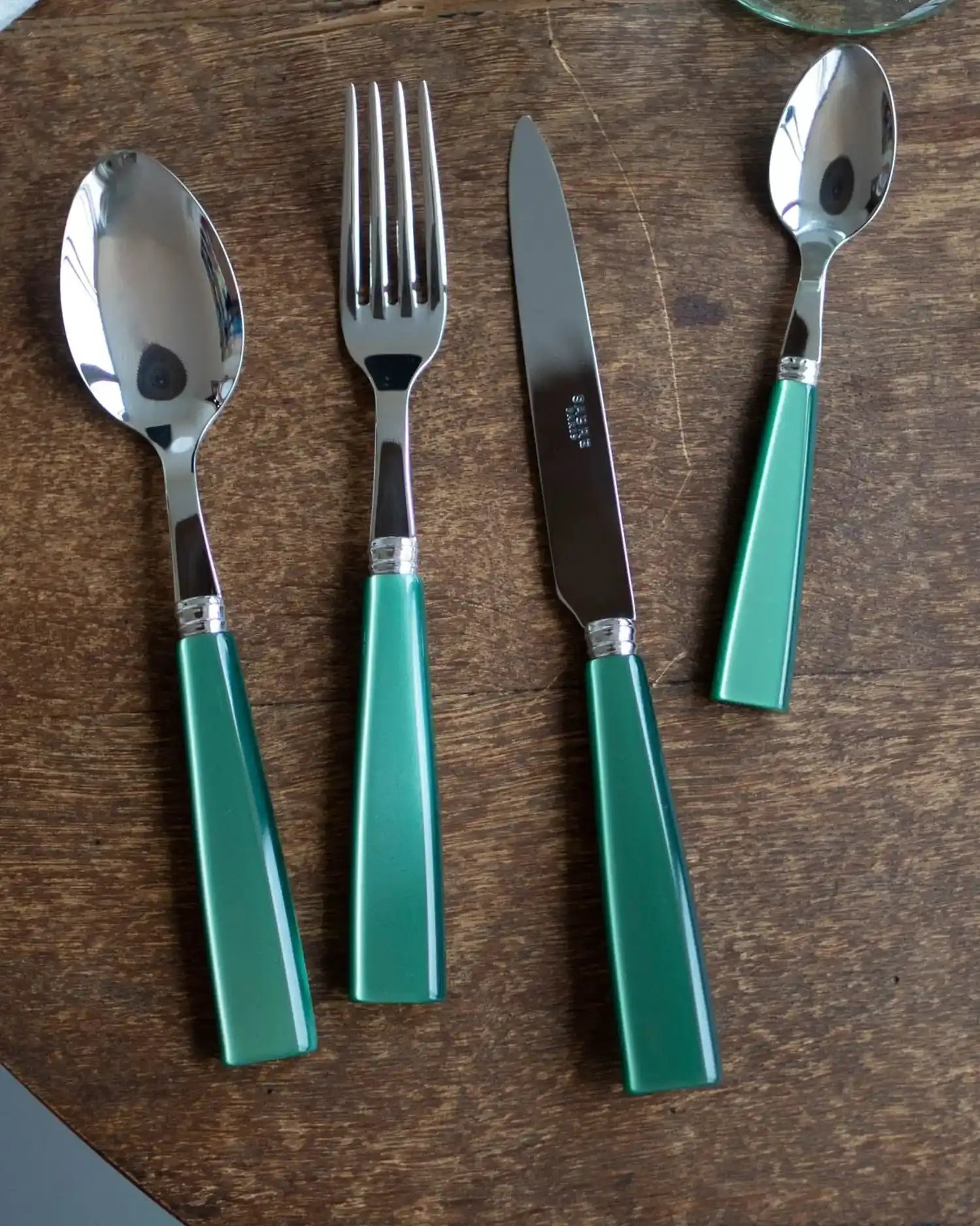 Sabre Paris Icône 24-piece stainless steel cutlery set with acrylic handles - Buy now on ShopDecor - Discover the best products by SABRE PARIS design