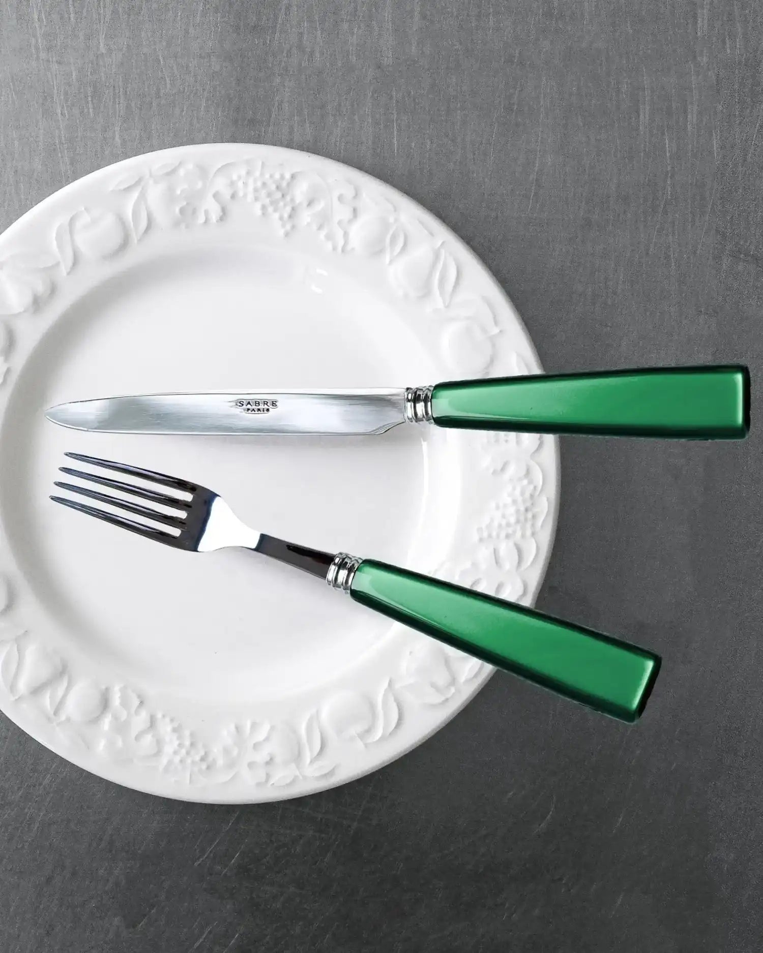 Sabre Paris Icône 24-piece stainless steel cutlery set with acrylic handles - Buy now on ShopDecor - Discover the best products by SABRE PARIS design