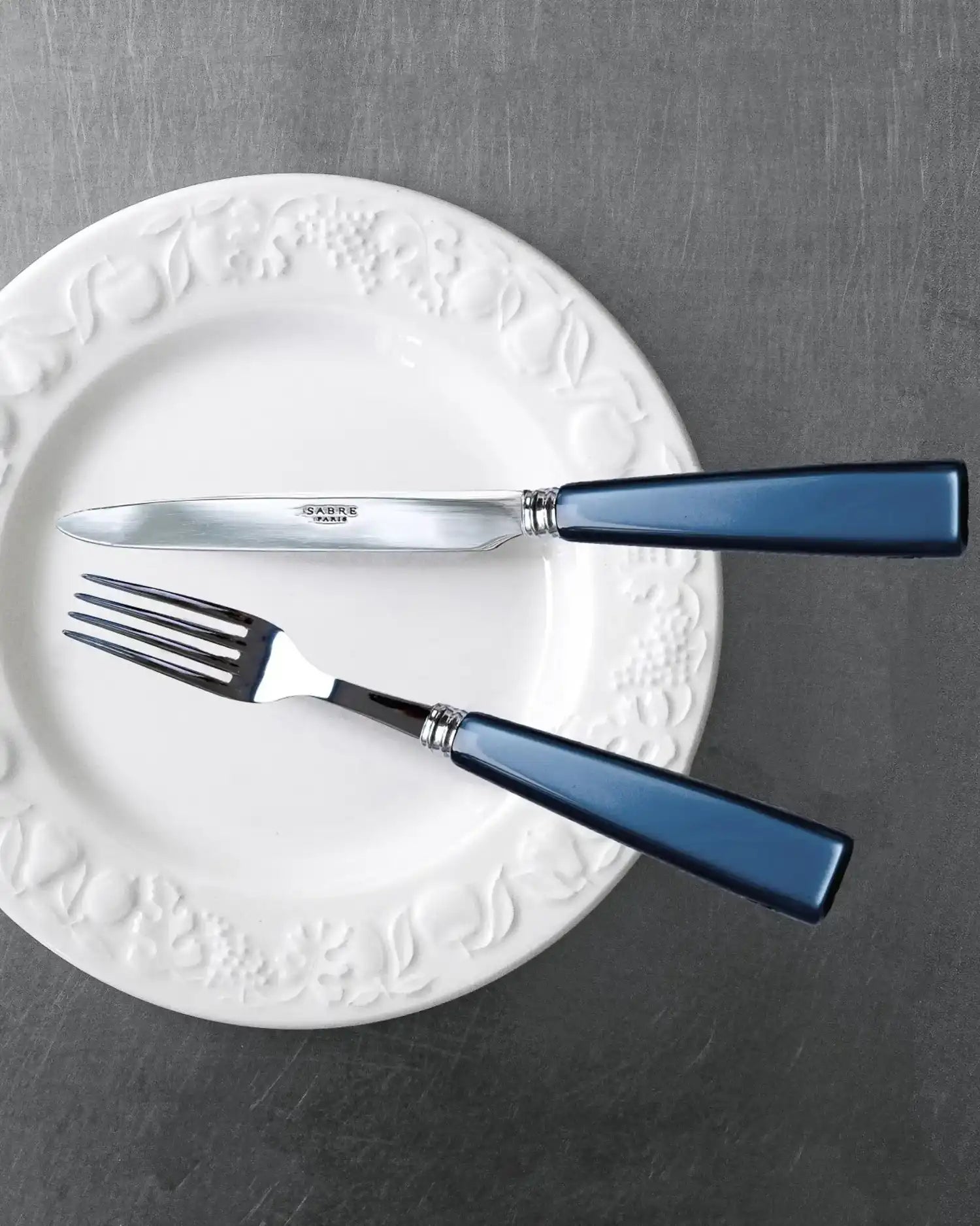 Sabre Paris Icône 24-piece stainless steel cutlery set with acrylic handles - Buy now on ShopDecor - Discover the best products by SABRE PARIS design