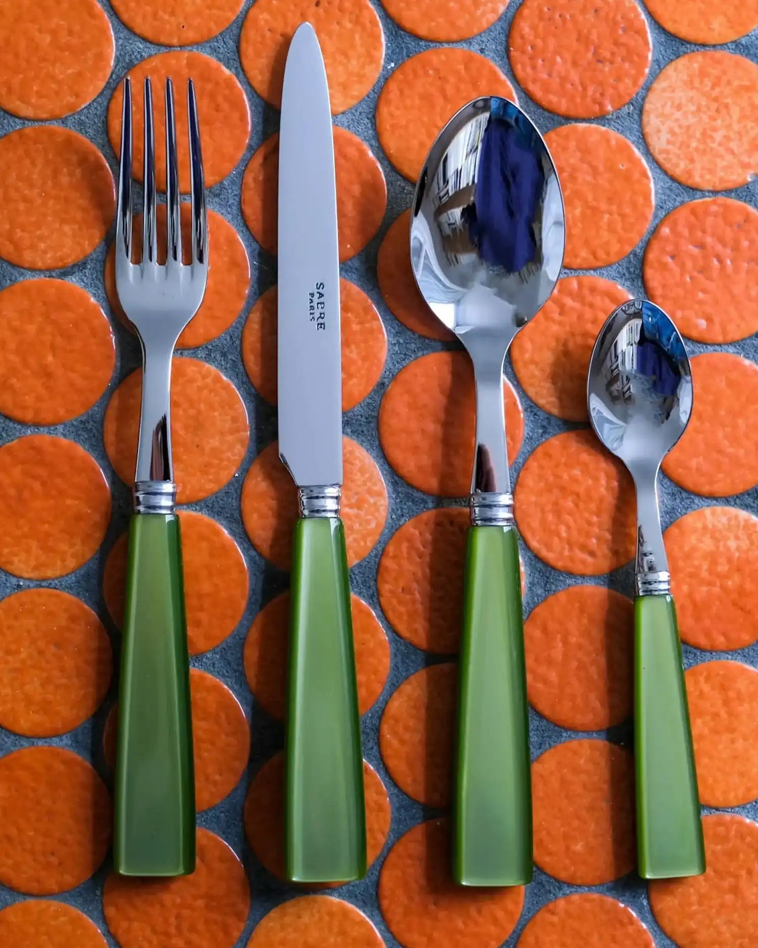 Sabre Paris Icône 5-piece stainless steel cutlery set with acrylic handles - Buy now on ShopDecor - Discover the best products by SABRE PARIS design