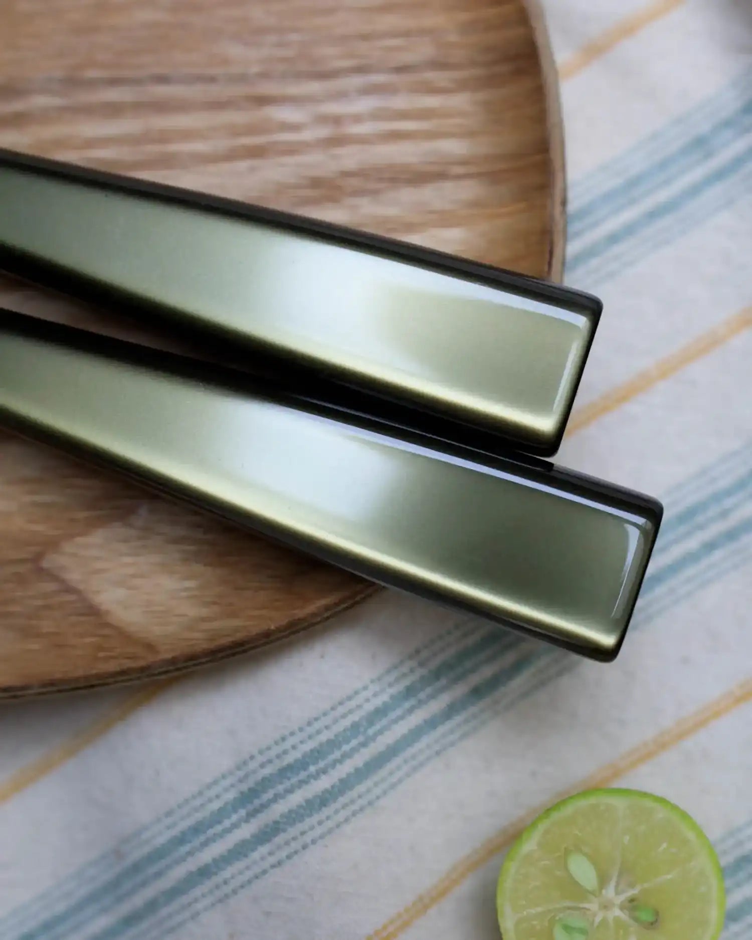 Sabre Paris Icône stainless steel dessert spoon with acrylic handle - Buy now on ShopDecor - Discover the best products by SABRE PARIS design