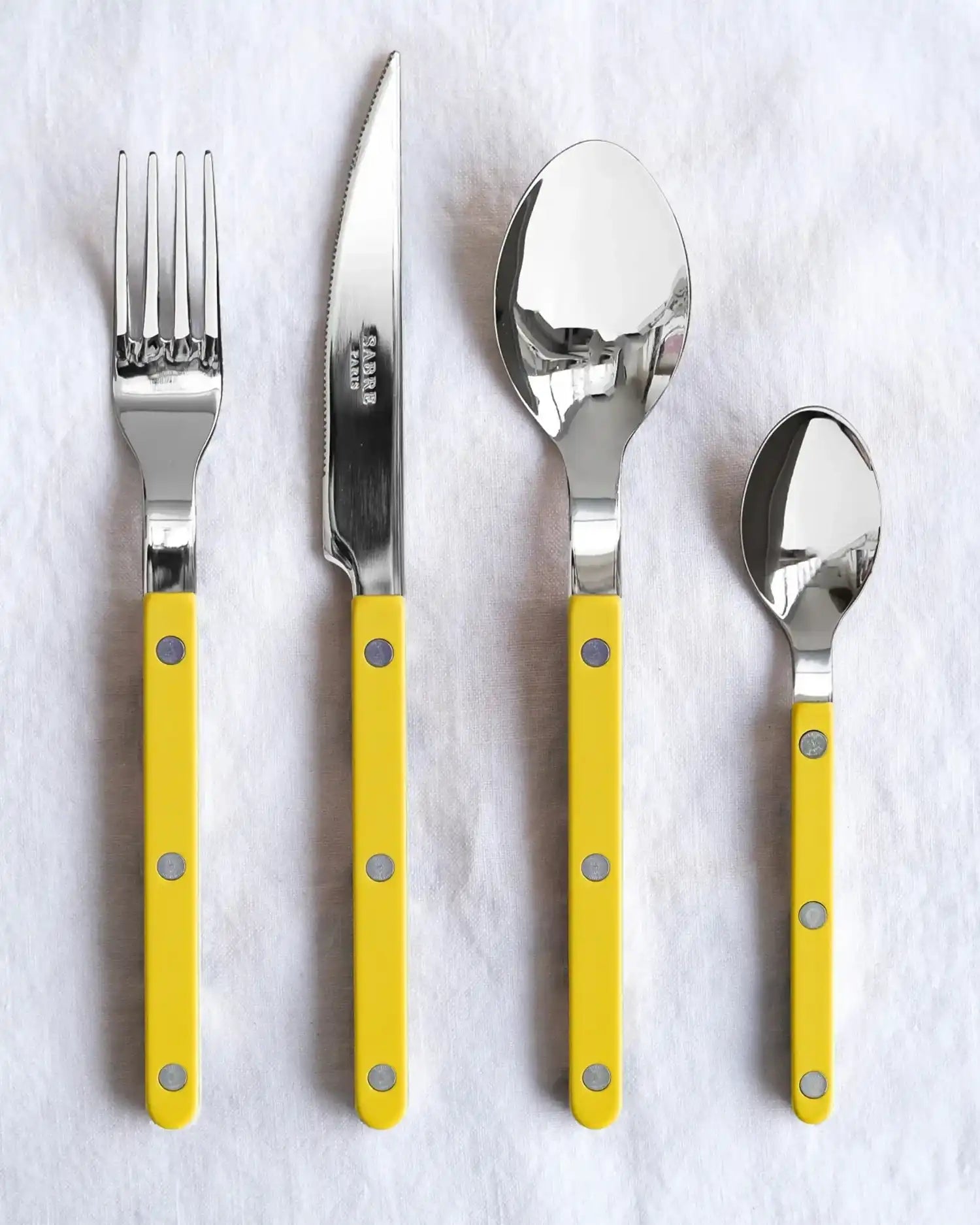 Sabre Paris Bistrot Shiny 24-piece stainless steel cutlery set with nylon handles - Buy now on ShopDecor - Discover the best products by SABRE PARIS design