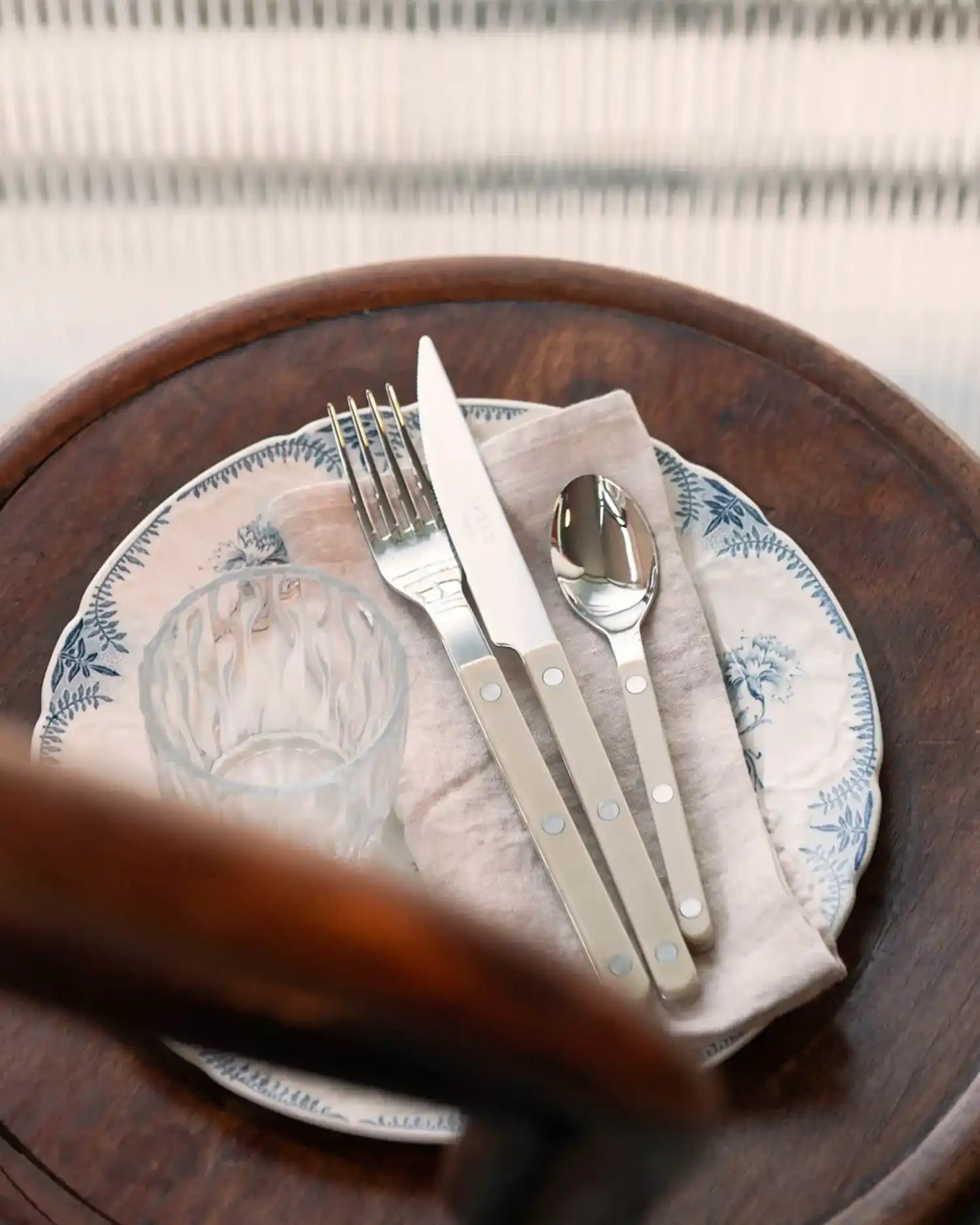 Sabre Paris Bistrot Shiny 24-piece stainless steel cutlery set with nylon handles - Buy now on ShopDecor - Discover the best products by SABRE PARIS design