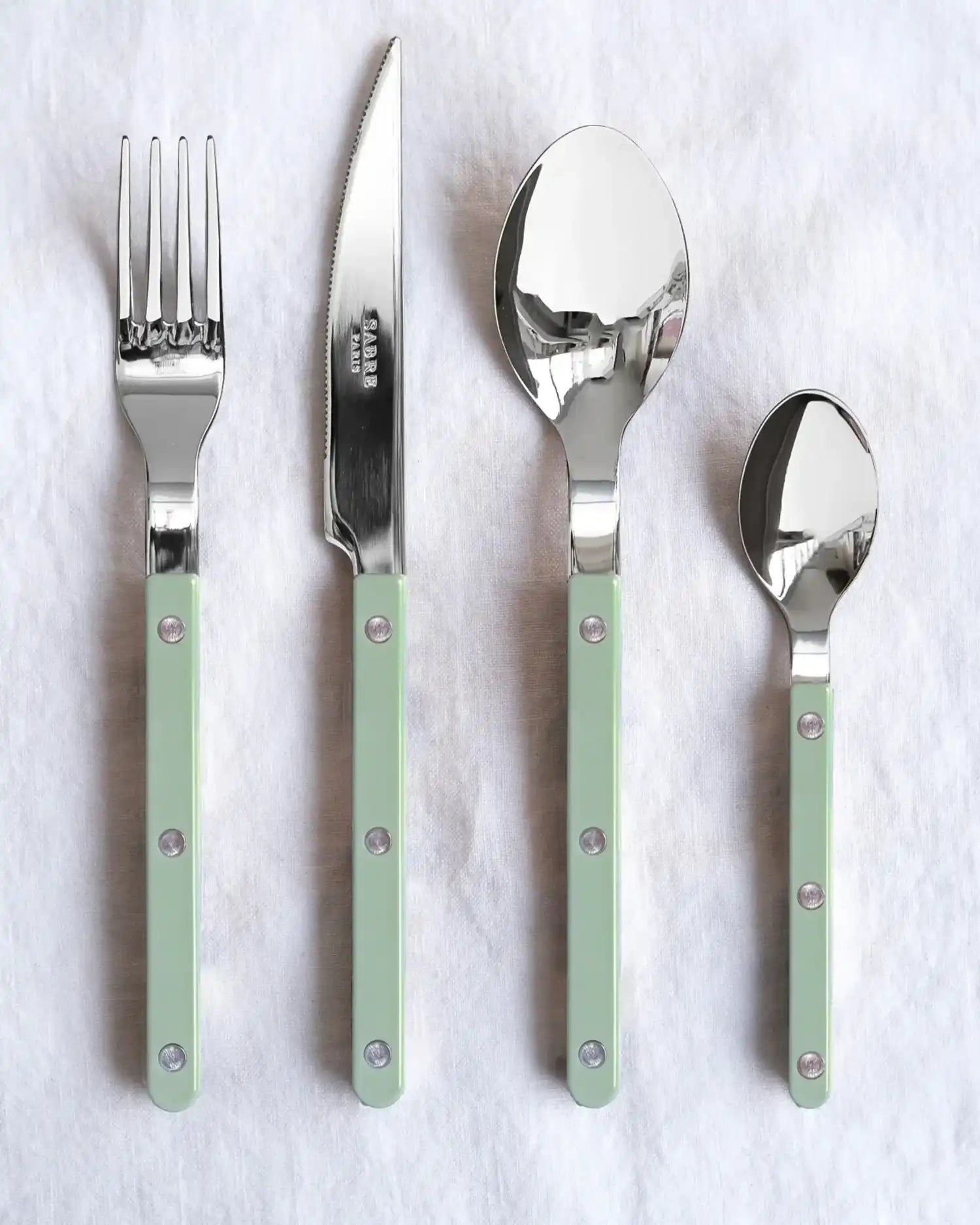 Sabre Paris Bistrot Shiny 24-piece stainless steel cutlery set with nylon handles - Buy now on ShopDecor - Discover the best products by SABRE PARIS design