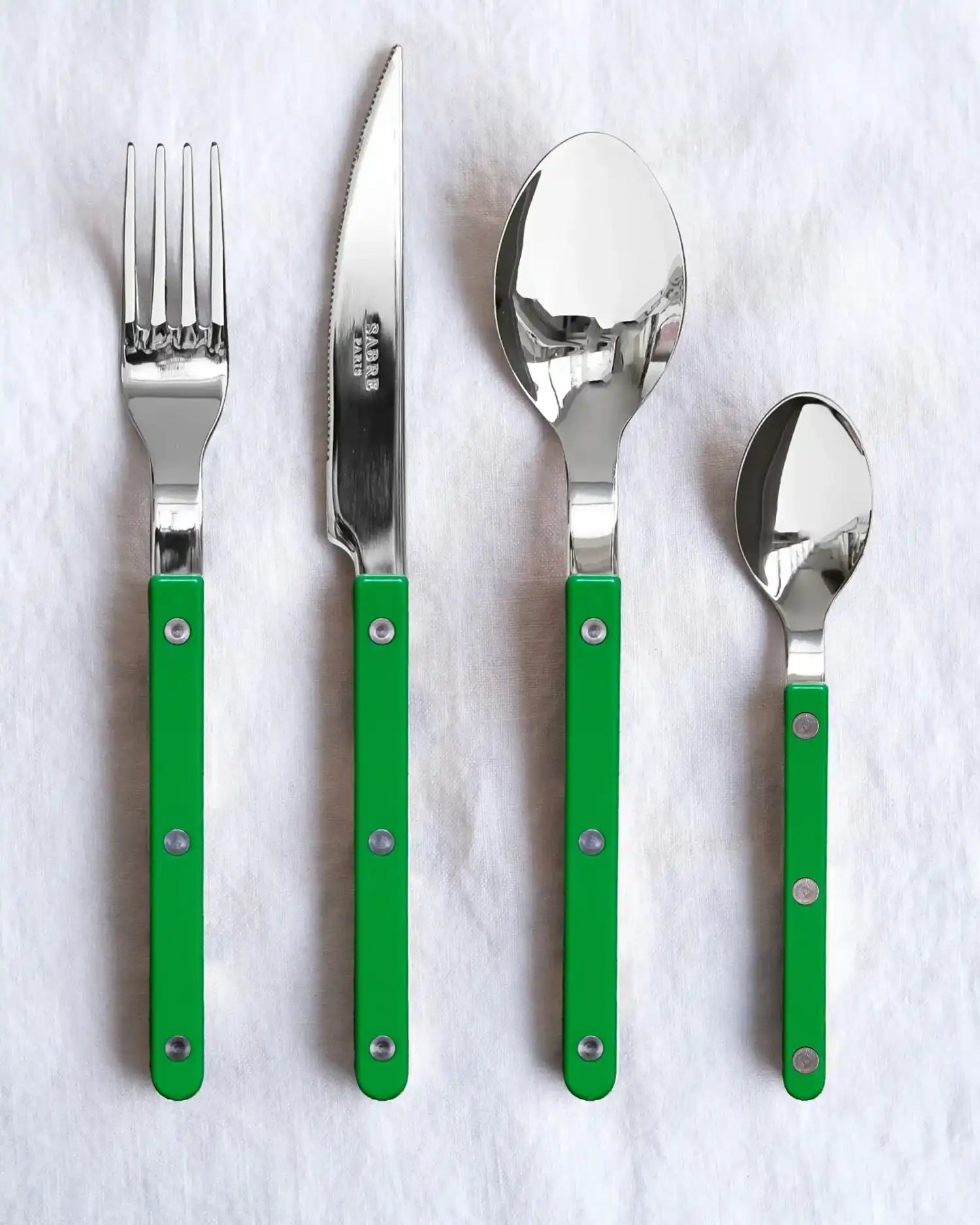 Sabre Paris Bistrot Shiny 24-piece stainless steel cutlery set with nylon handles - Buy now on ShopDecor - Discover the best products by SABRE PARIS design