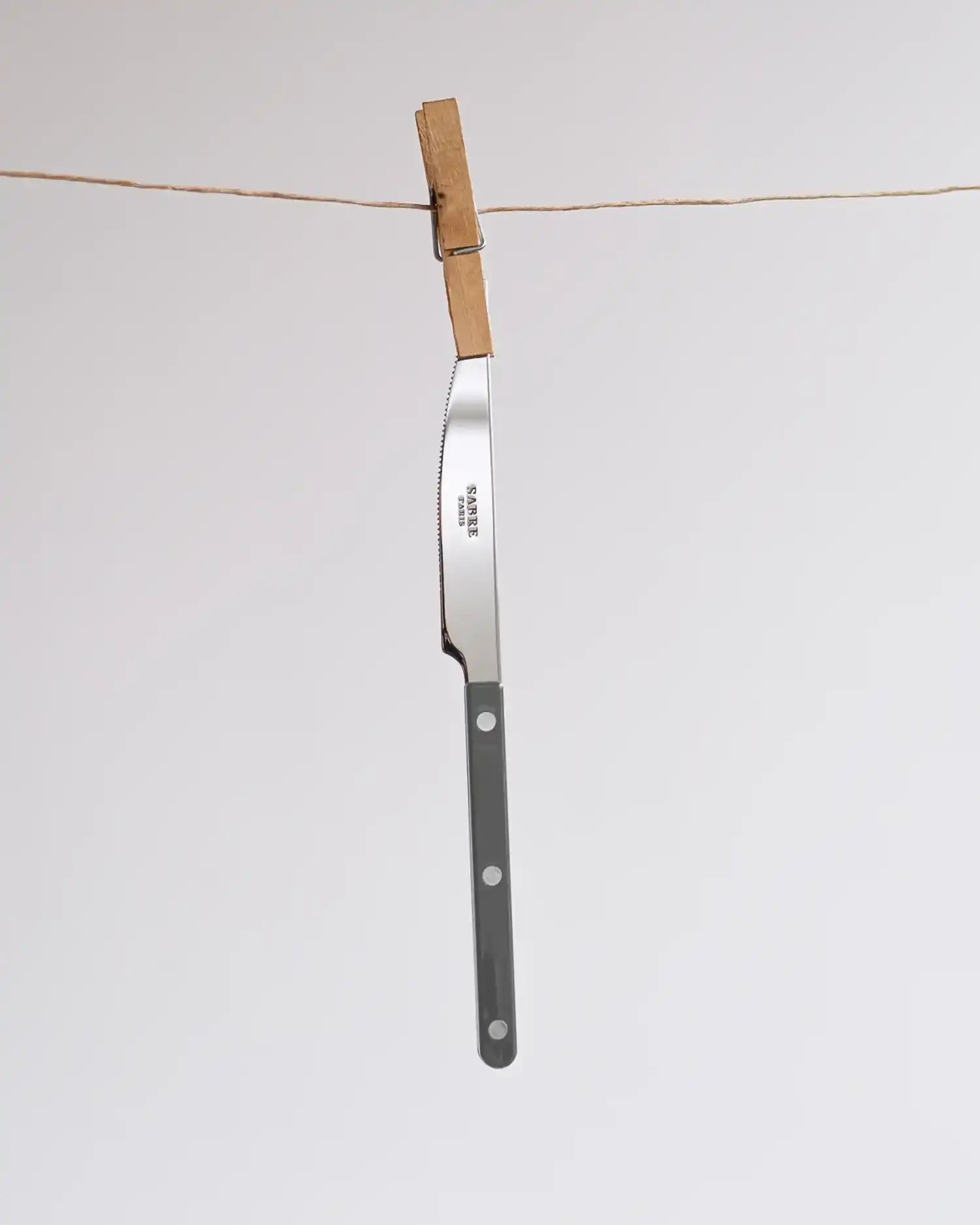 Sabre Paris Bistrot Shiny 24-piece stainless steel cutlery set with nylon handles - Buy now on ShopDecor - Discover the best products by SABRE PARIS design