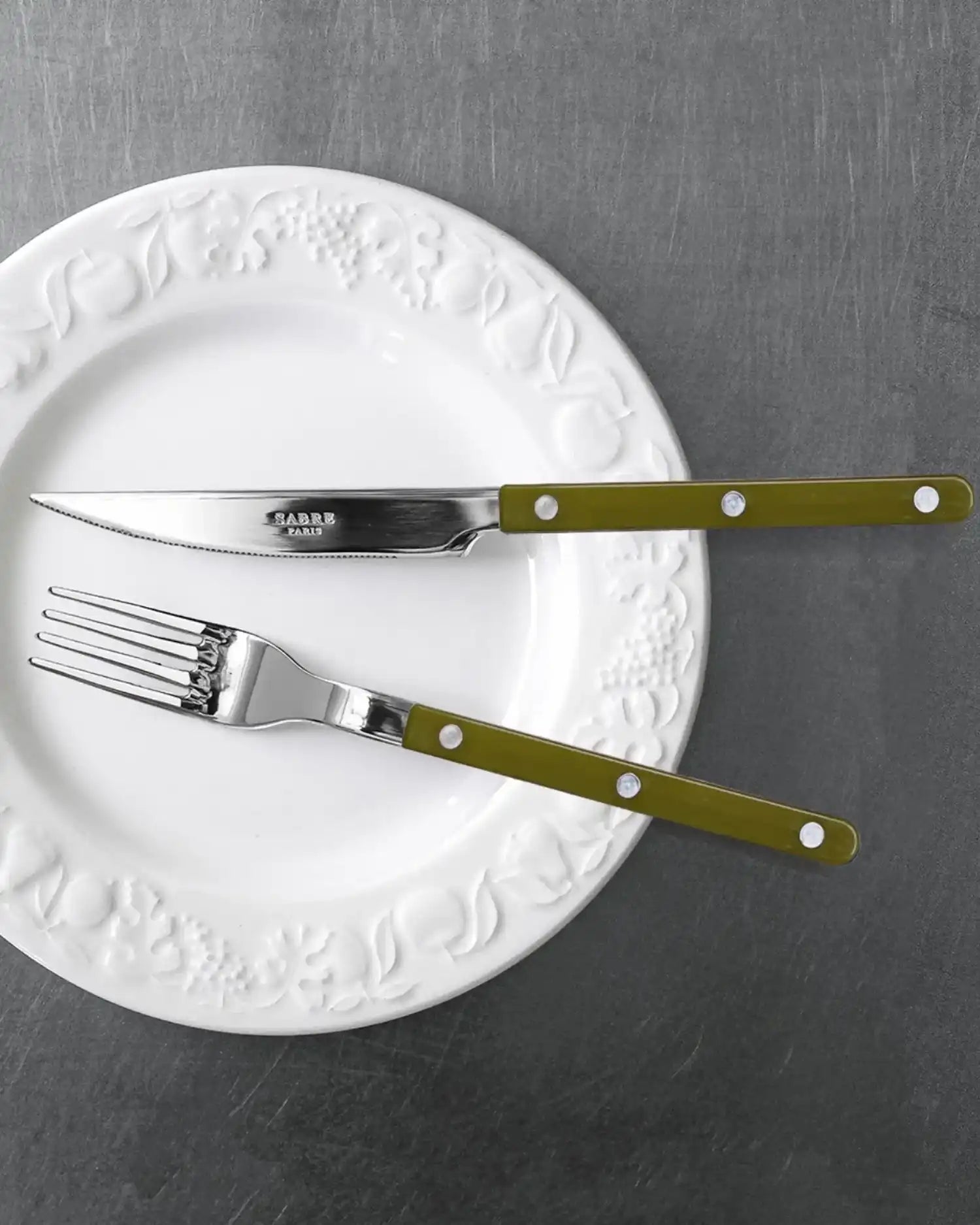 Sabre Paris Bistrot Shiny 24-piece stainless steel cutlery set with nylon handles - Buy now on ShopDecor - Discover the best products by SABRE PARIS design