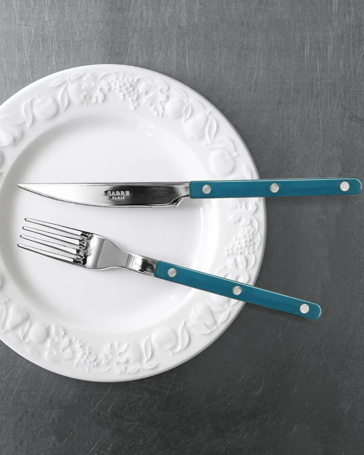 Sabre Paris Bistrot Shiny 5-piece stainless steel cutlery set with nylon handles - Buy now on ShopDecor - Discover the best products by SABRE PARIS design