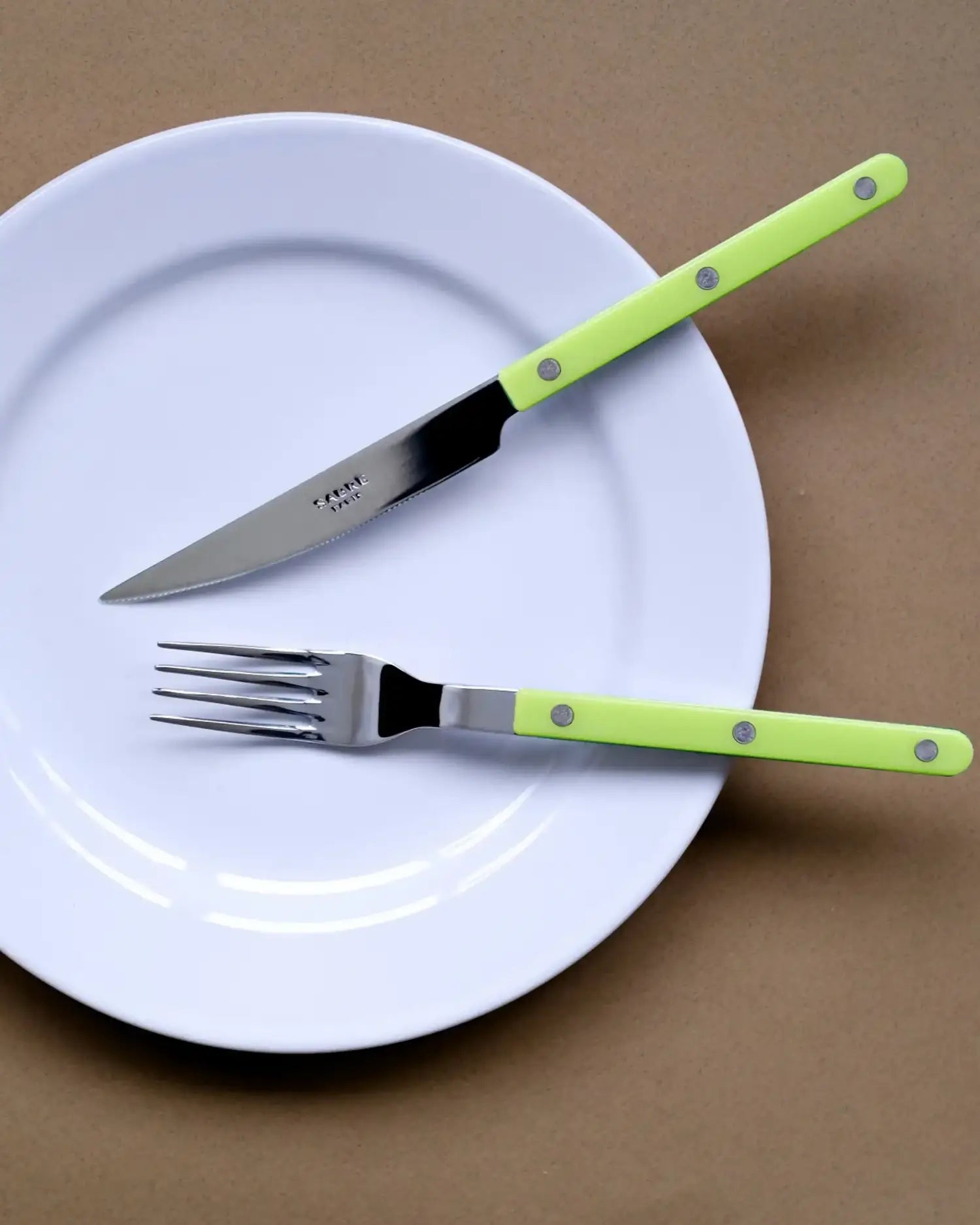 Sabre Paris Bistrot Shiny 5-piece stainless steel cutlery set with nylon handles - Buy now on ShopDecor - Discover the best products by SABRE PARIS design