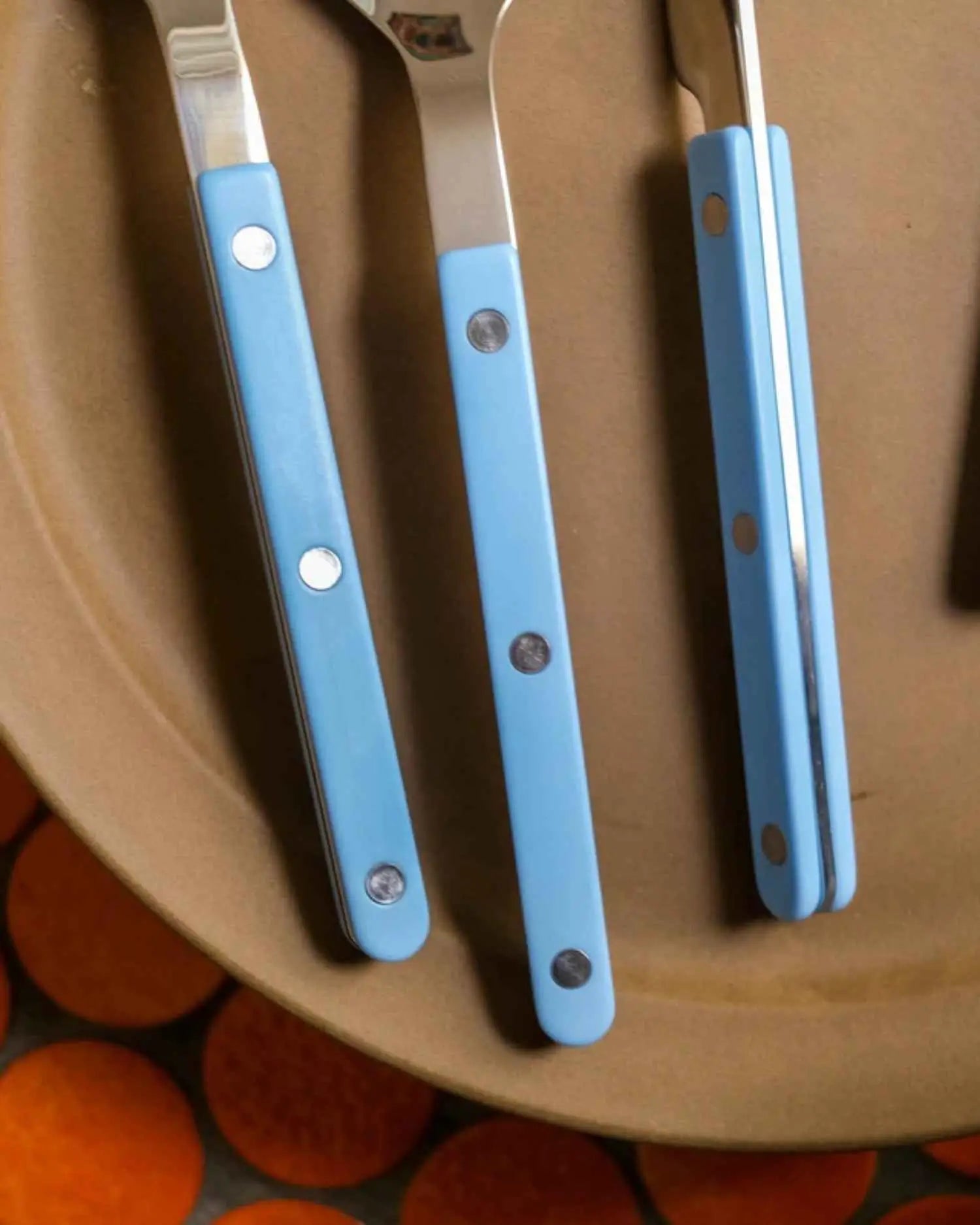 Sabre Paris Bistrot Shiny 5-piece stainless steel cutlery set with nylon handles - Buy now on ShopDecor - Discover the best products by SABRE PARIS design