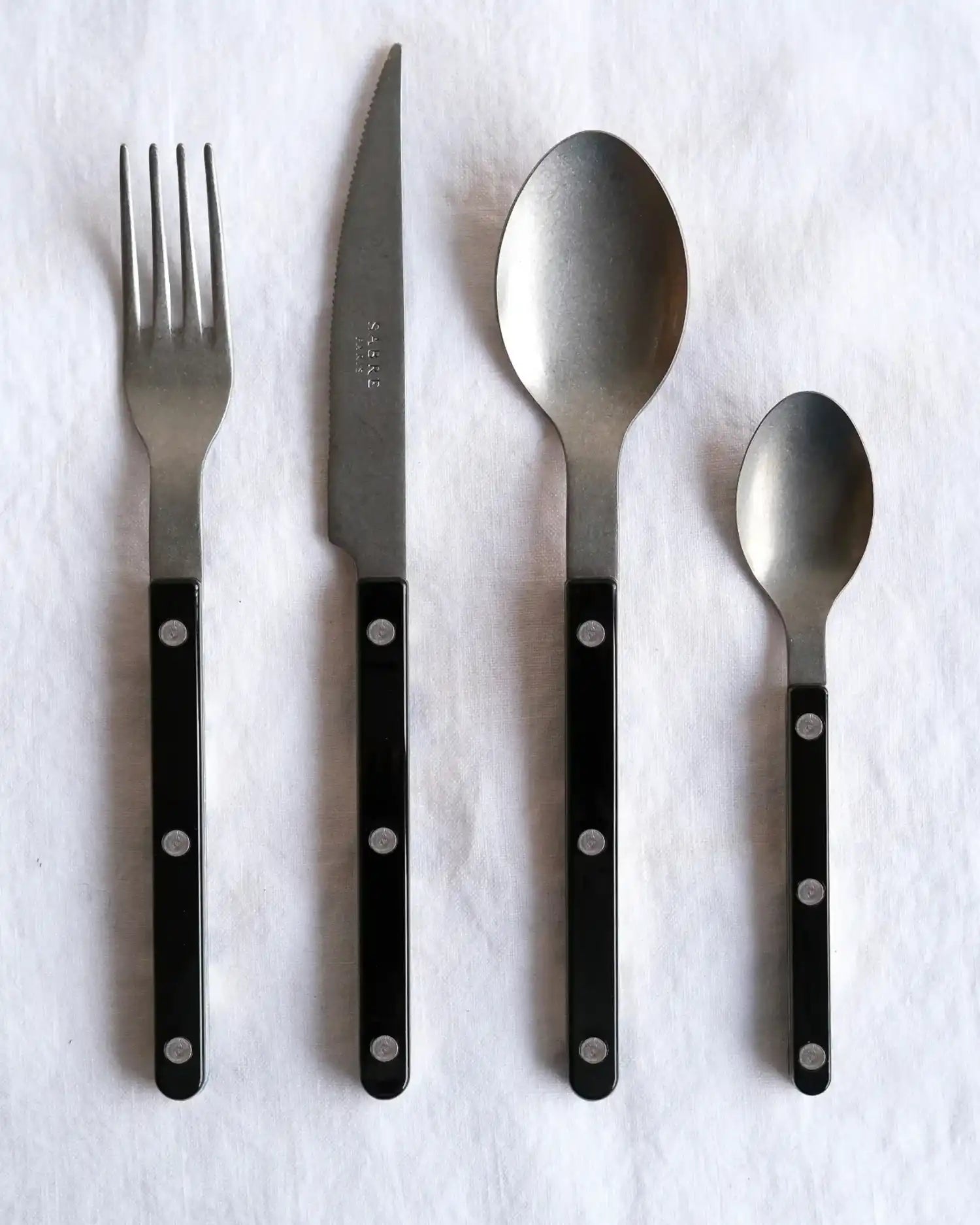 Sabre Paris Bistrot Vintage 24-piece stainless steel cutlery set with nylon handles - Buy now on ShopDecor - Discover the best products by SABRE PARIS design