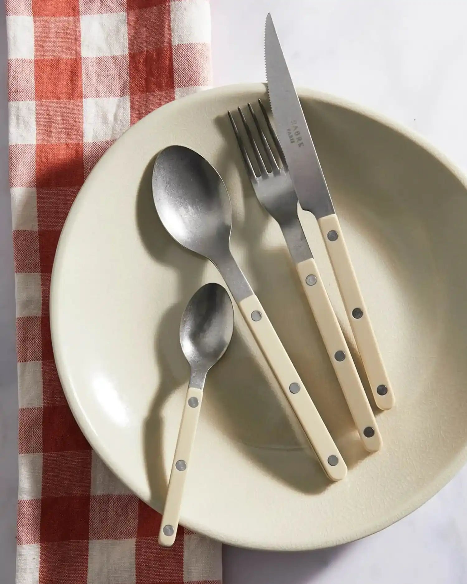 Sabre Paris Bistrot Vintage 24-piece stainless steel cutlery set with nylon handles - Buy now on ShopDecor - Discover the best products by SABRE PARIS design